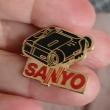 troc de troc n 24 reserver gigi un pins ' sanyo ' image 1