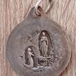 troc de troc une médaille pendentif de sainte marie image 1