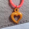 troc de troc collier coeur orange. image 1