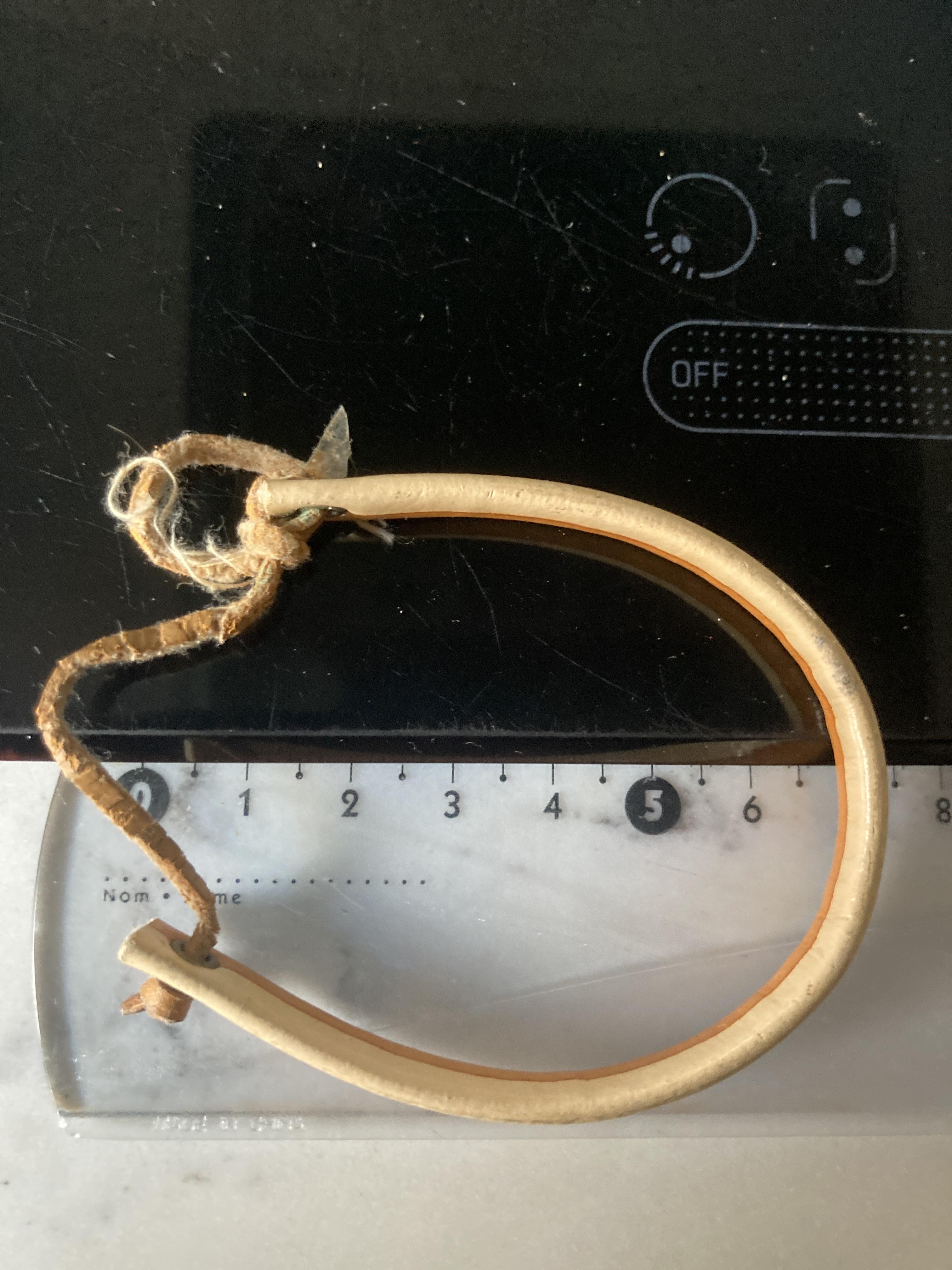 troc de troc bracelet en cuir enfant beige image 2