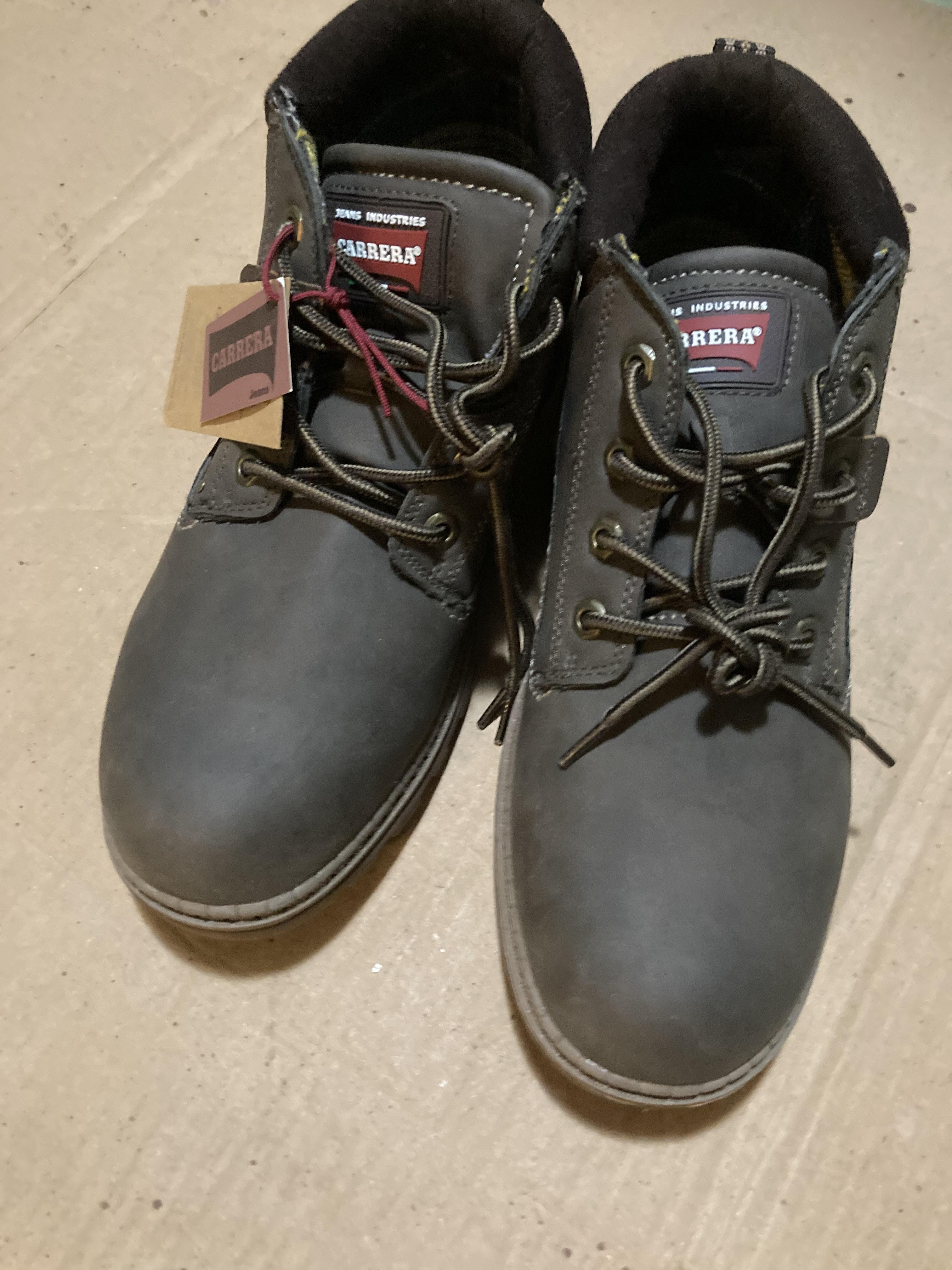 troc de troc chaussures montantes neuves pointure 43 image 0