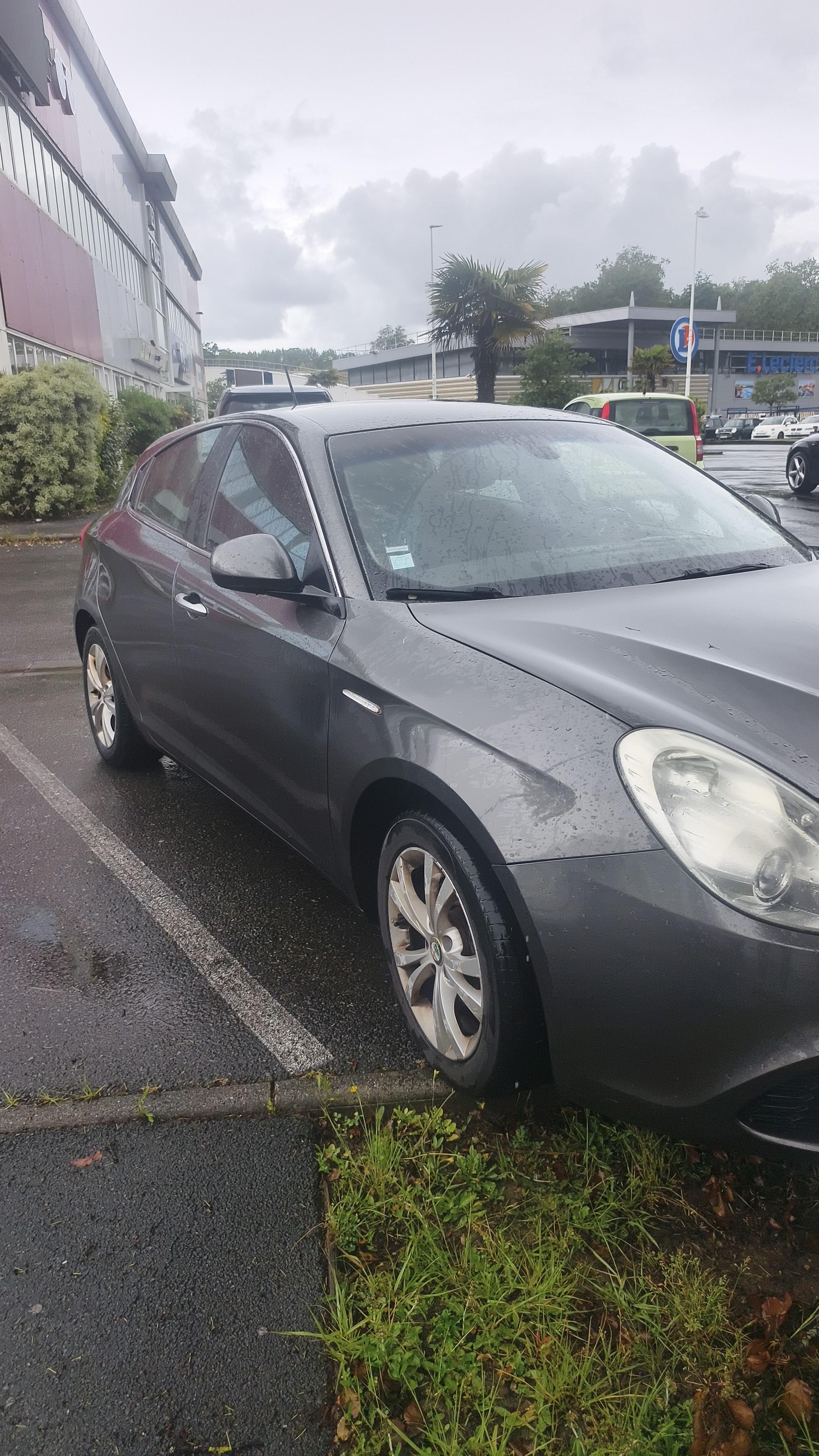troc de troc Échange alfa romeo giulietta image 1