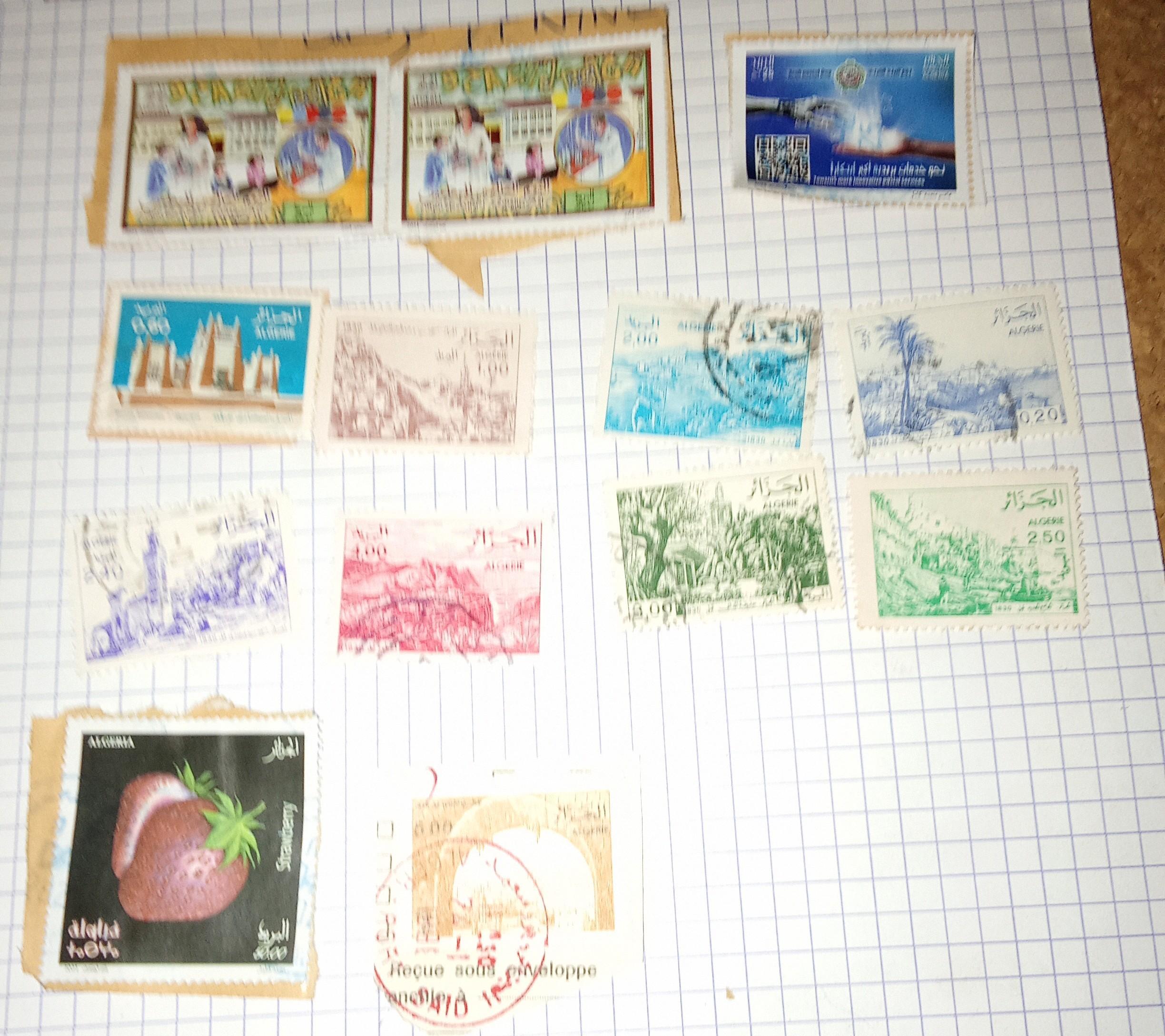 troc de troc lot timbres algerie image 0