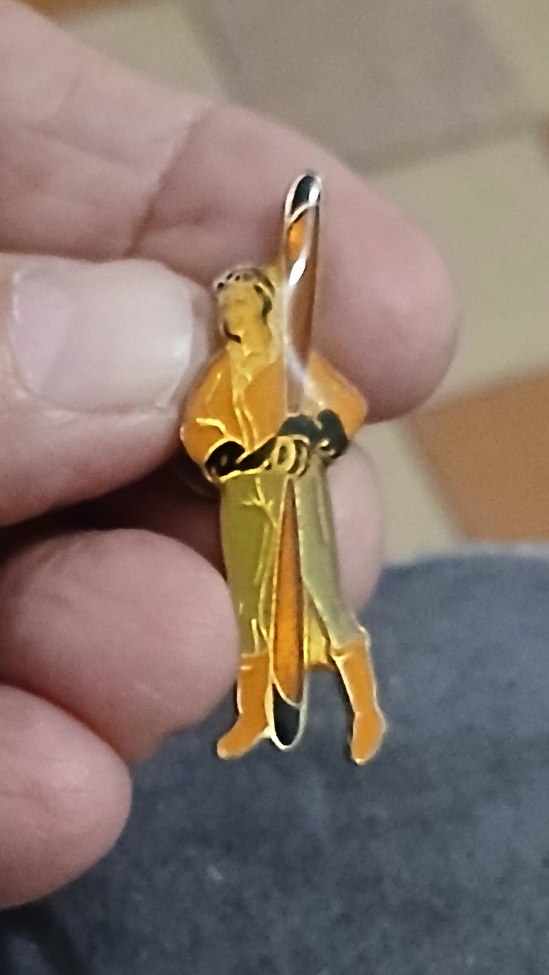 troc de troc un pins image 1