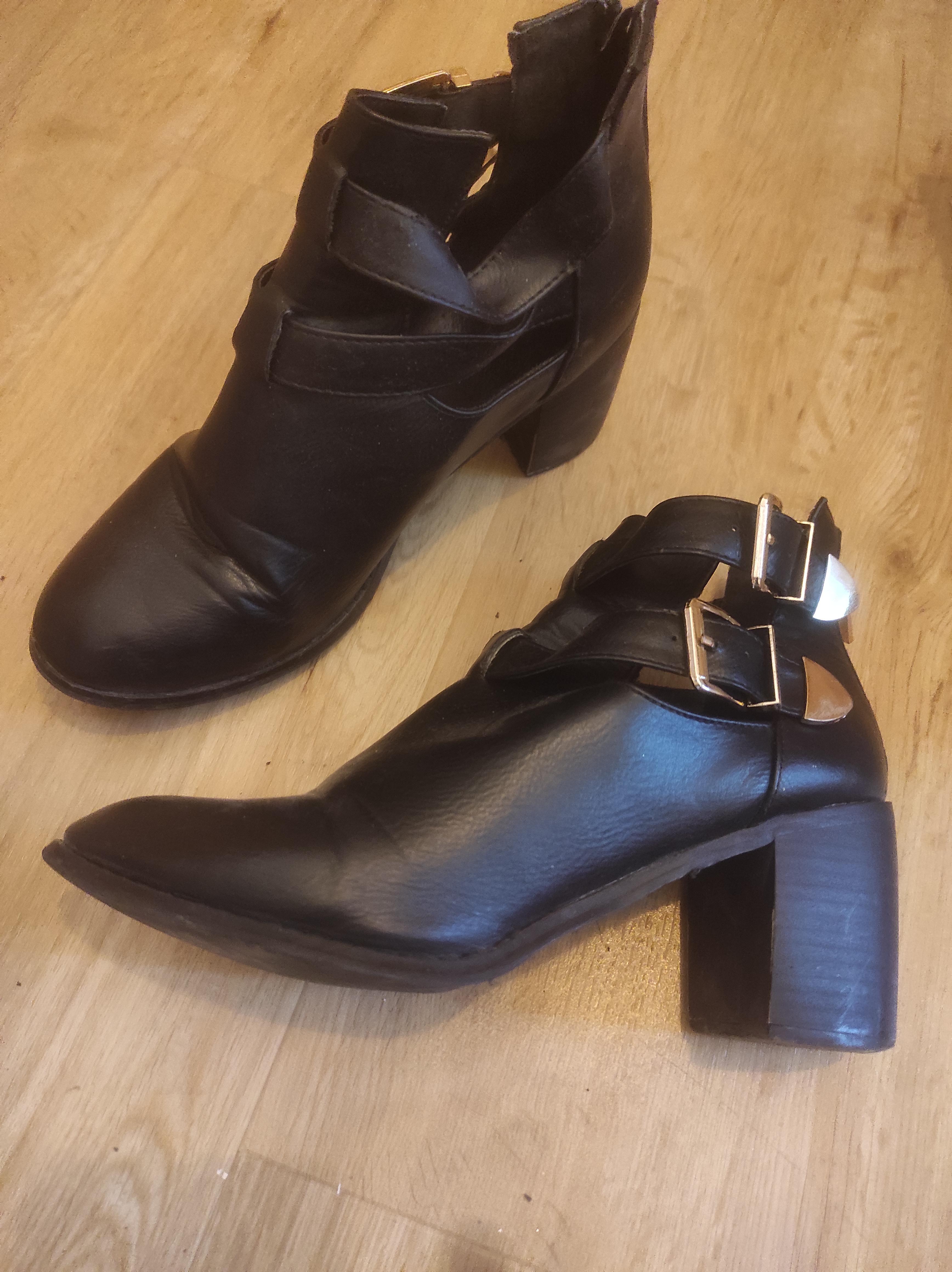 troc de troc bottines noires liberto 40 image 0