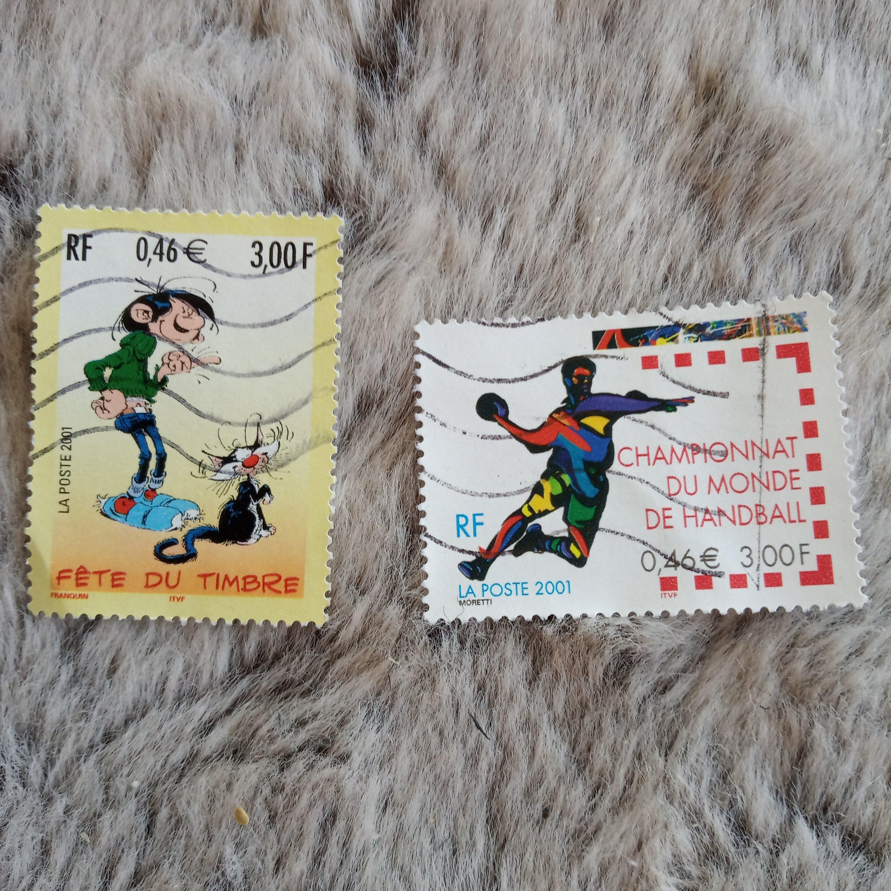 troc de troc réservé lot timbres année 2001 image 0