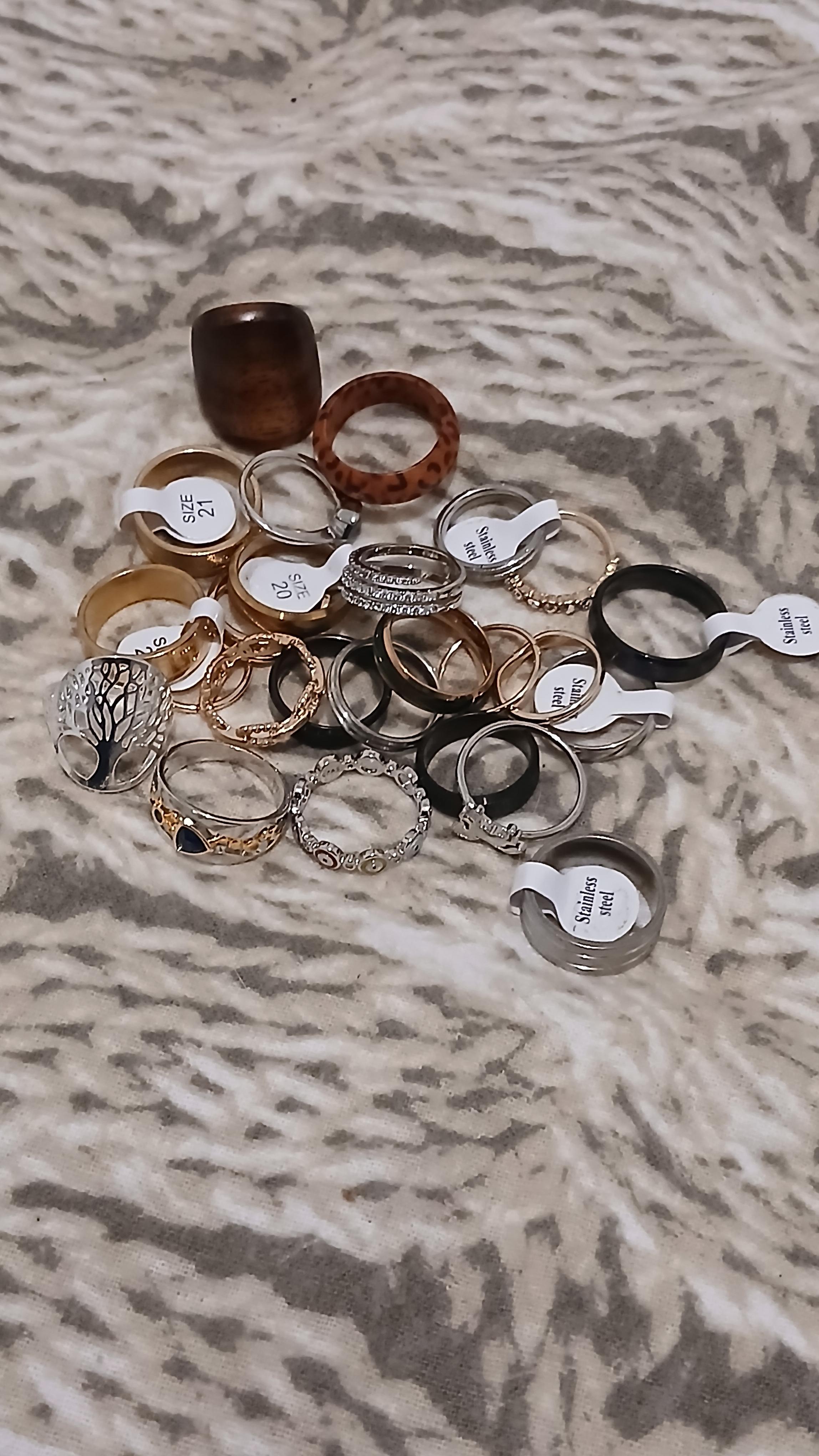 troc de troc reserver fidji  lots de jolies bagues image 0