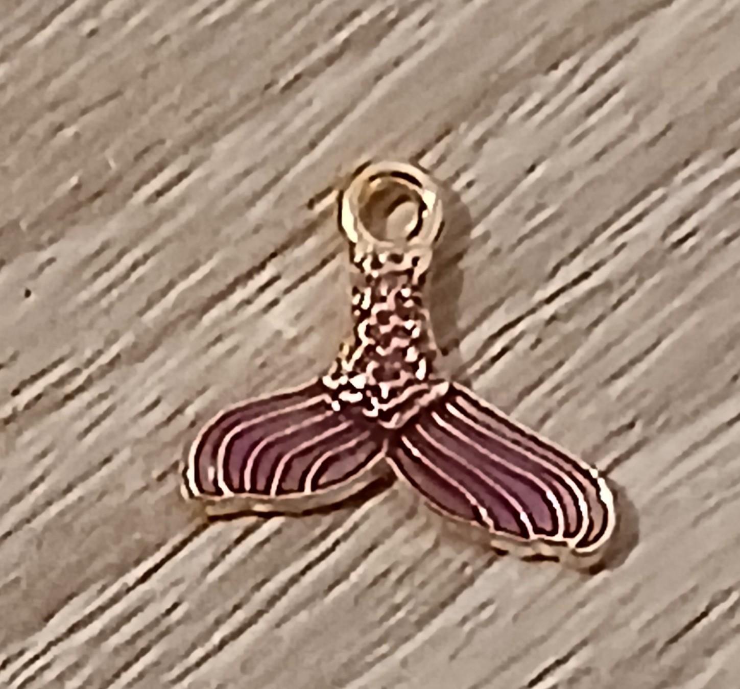 troc de troc reserver valvi un pendentif image 0