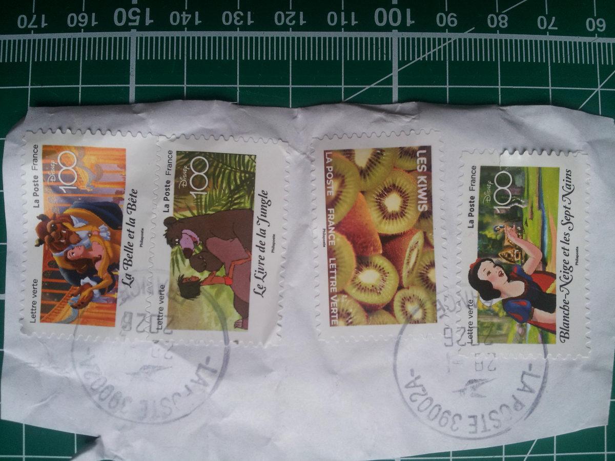 troc de troc lot 4 timbres france disney et fruits image 1