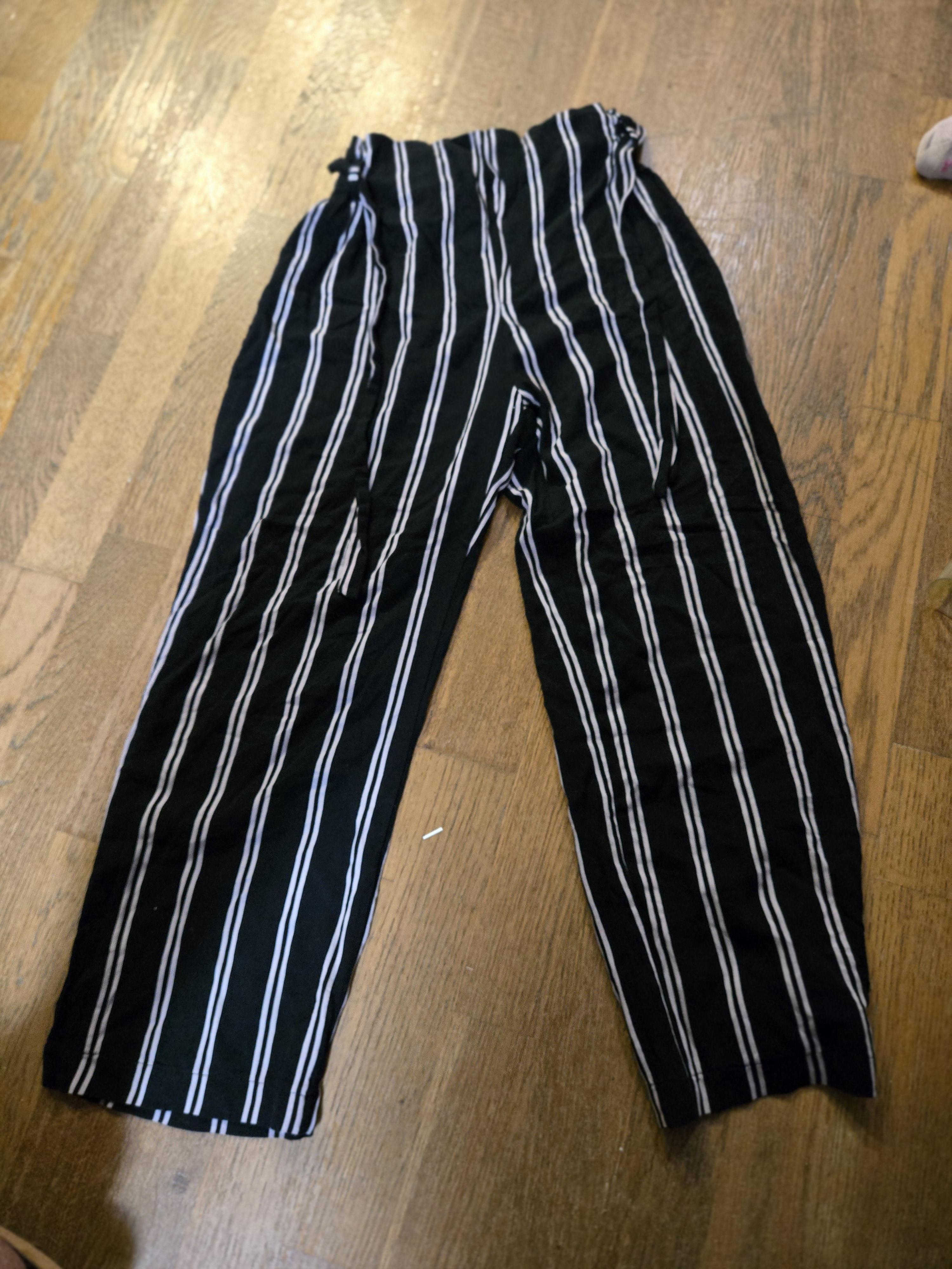 troc de troc pantalon kiabi 12 ans image 0