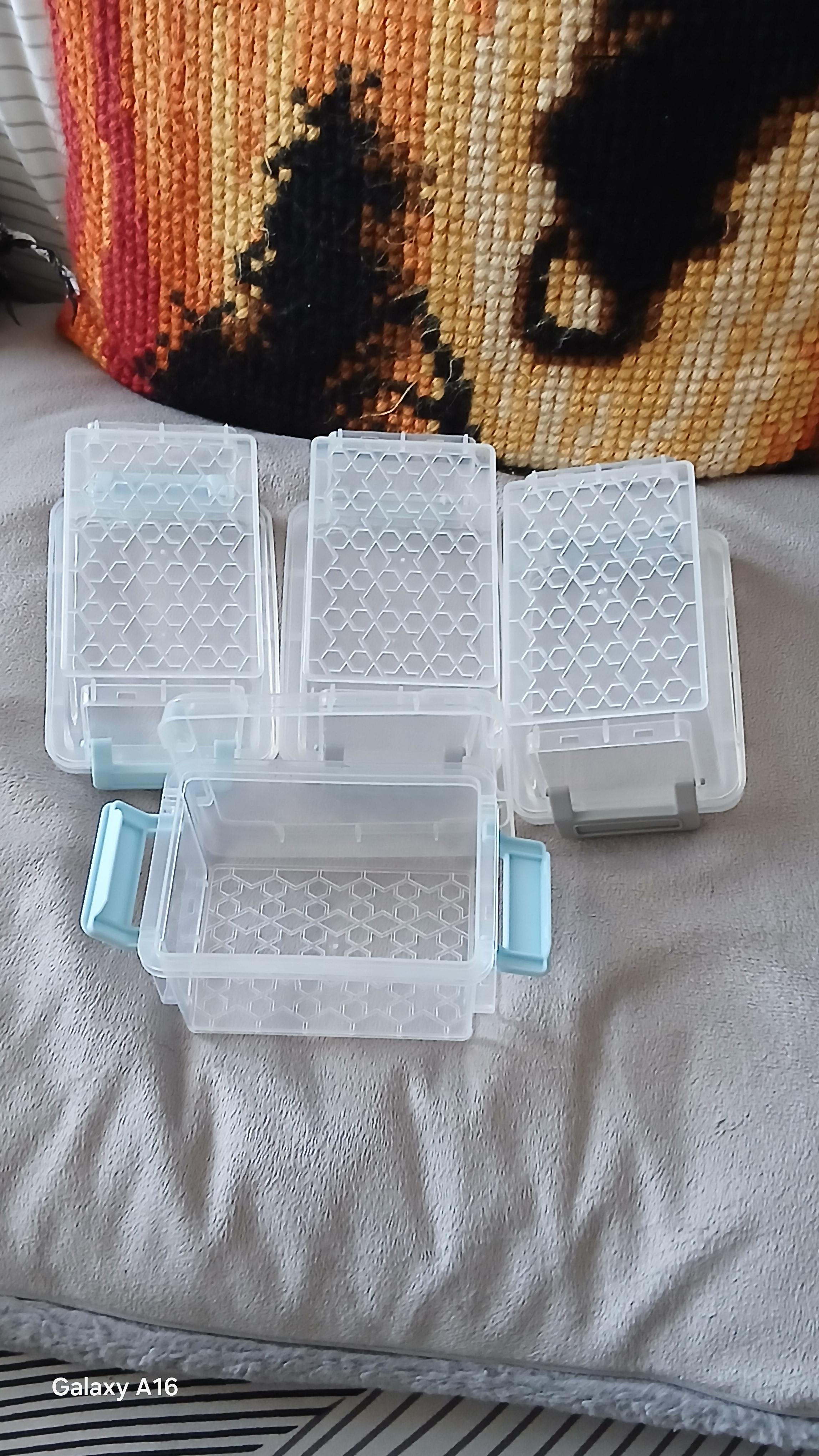 troc de troc lots de petites boîtes en plastique image 2