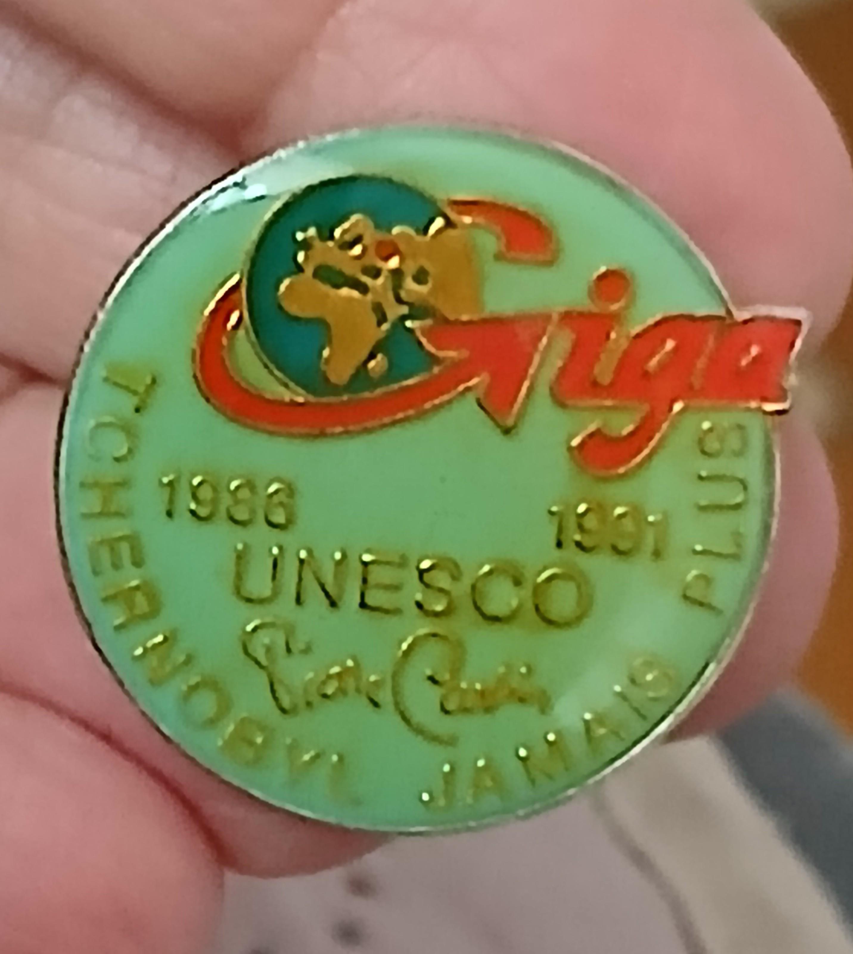 troc de troc reserver stéphanie. un pins image 0