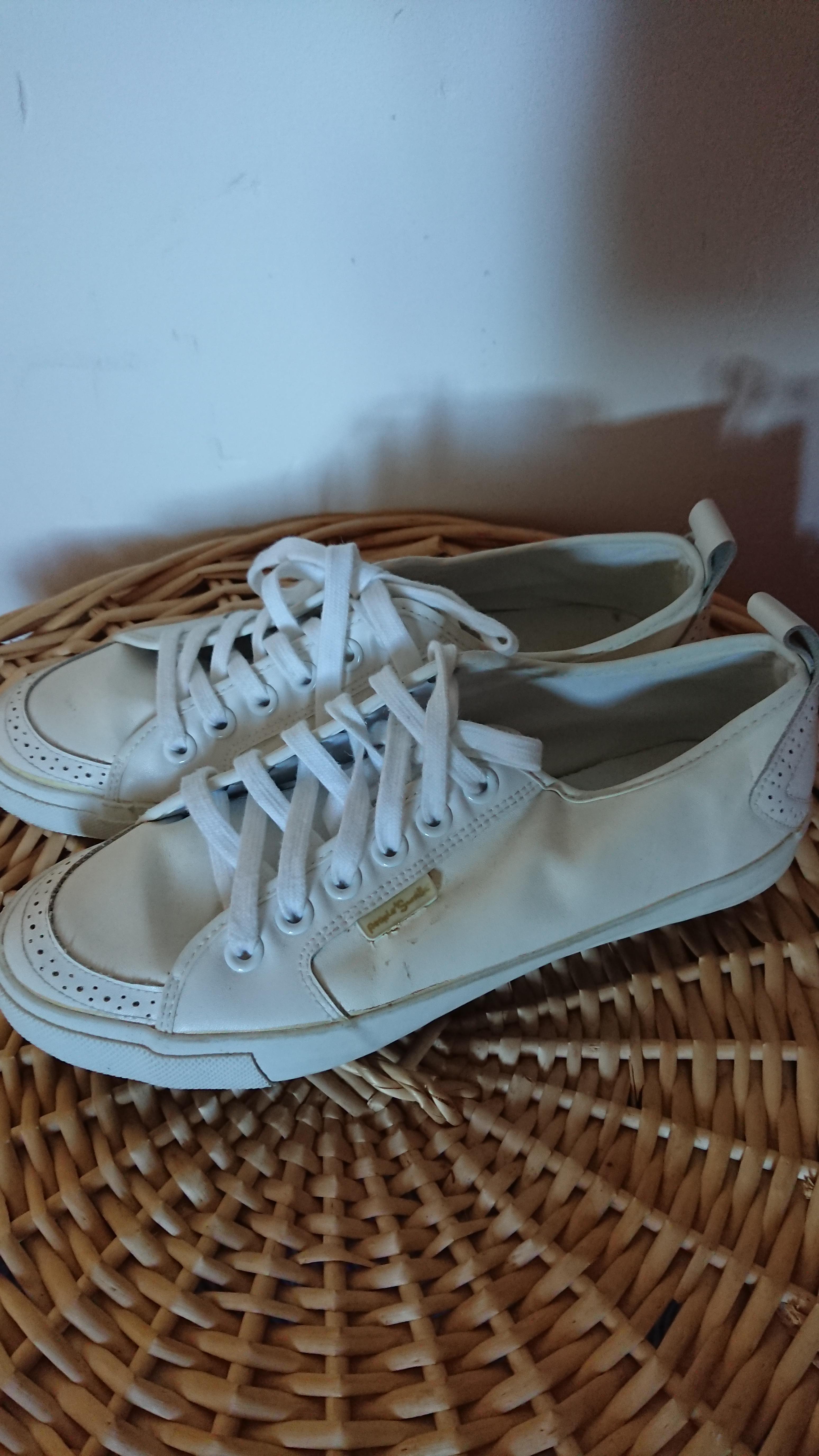 troc de troc baskets blanches taille 42 image 1