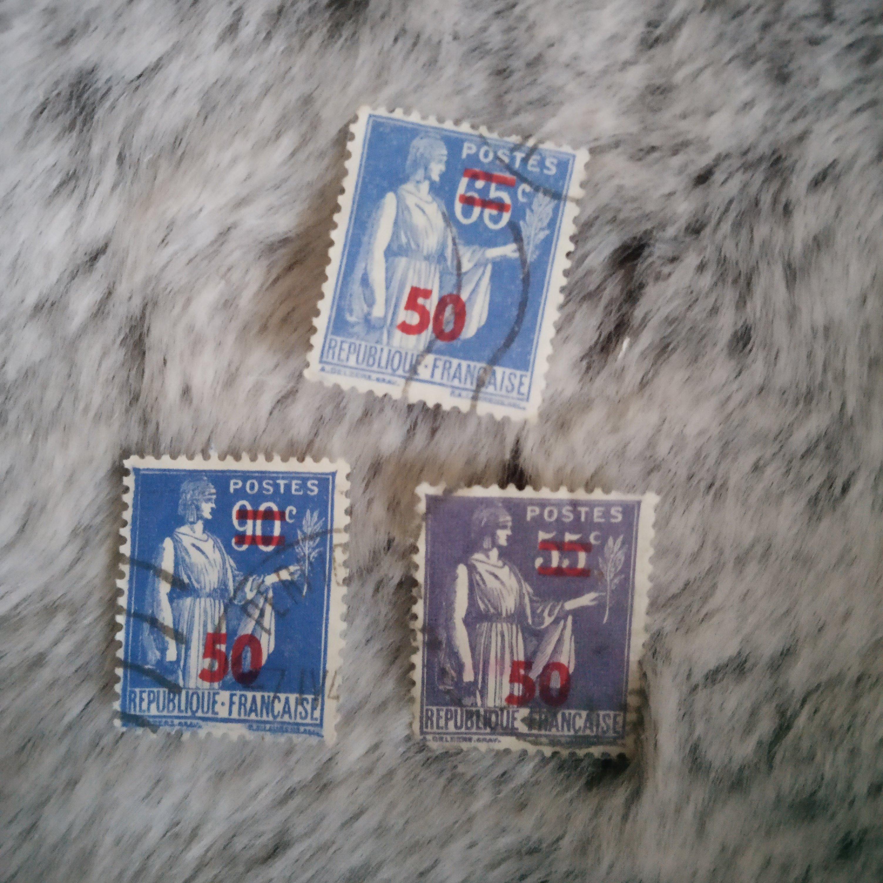 troc de troc lot timbres type paix surchargés en rouge image 0