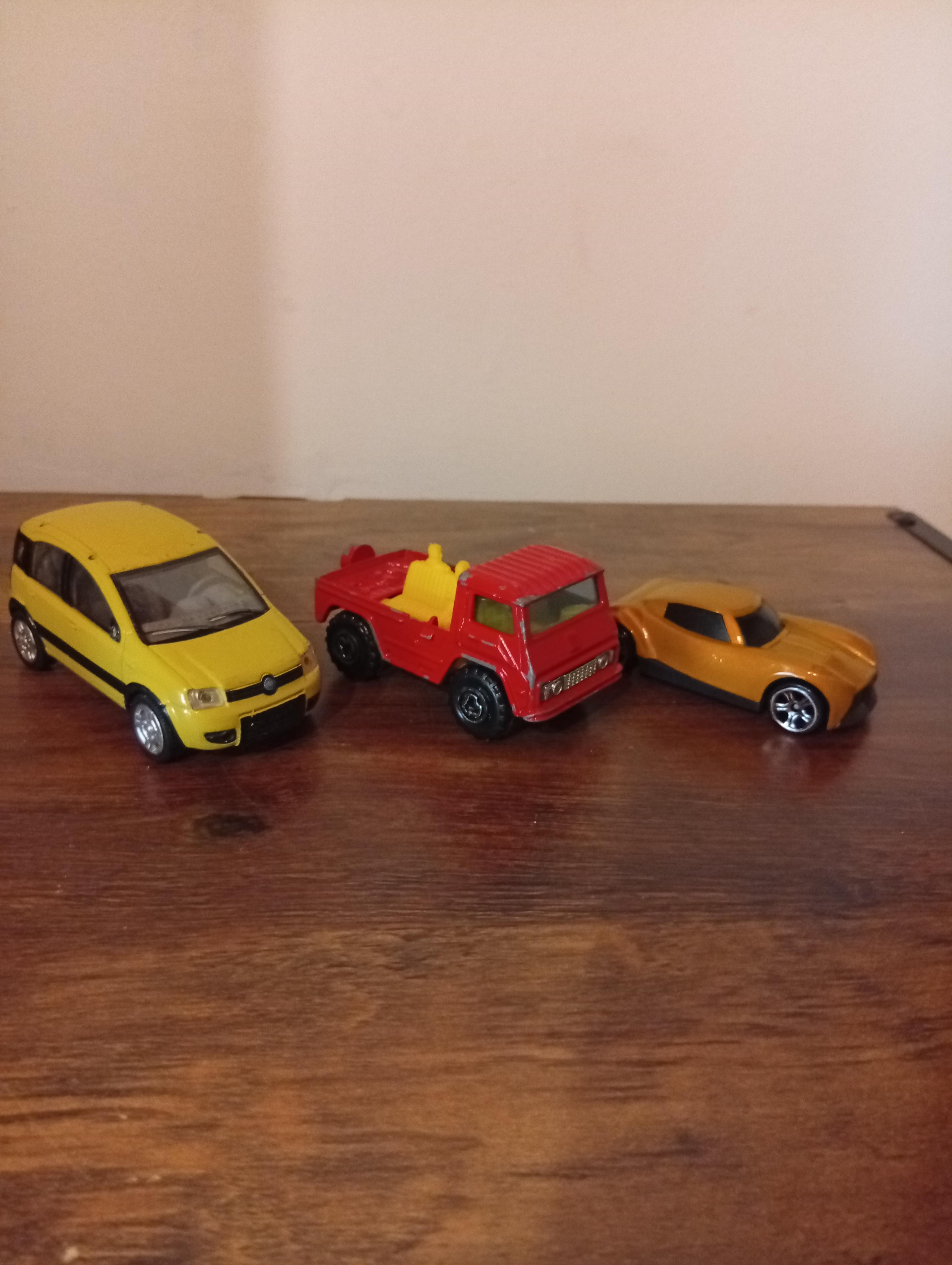 troc de troc lot voitures majorette et autres image 1