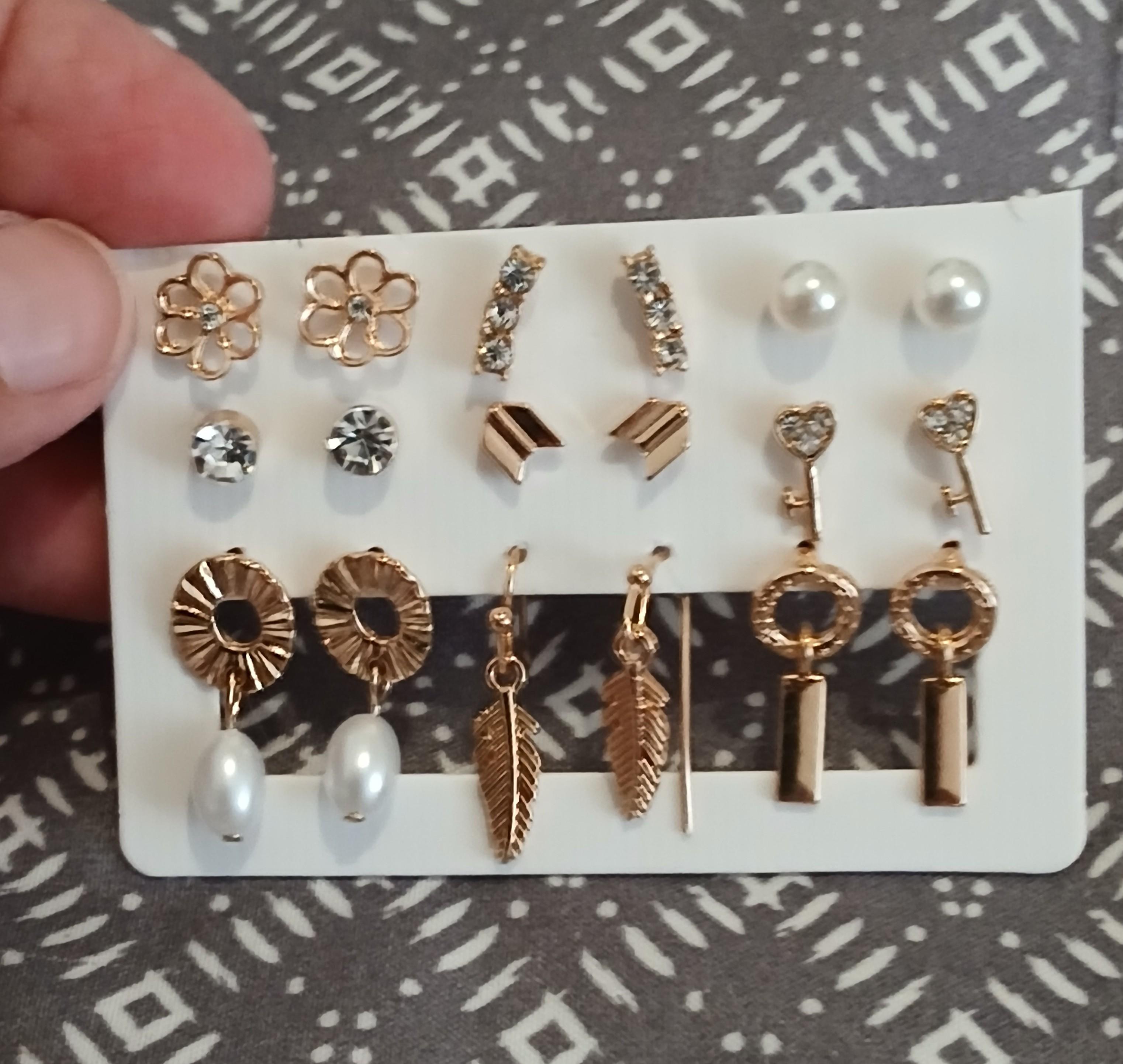 troc de troc lots de boucles d ' oreilles image 0