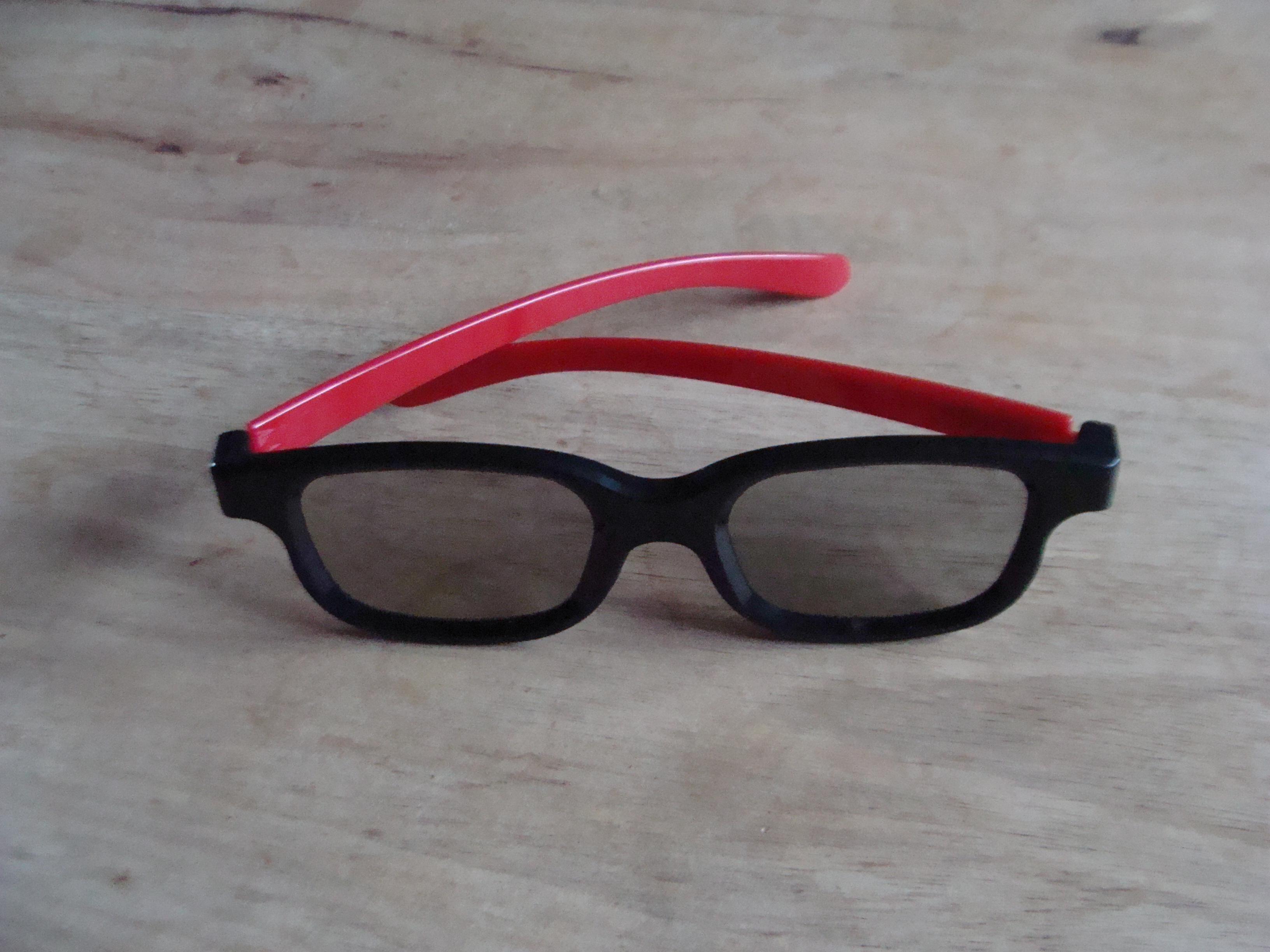 troc de troc lunettes ciné 3 d image 0