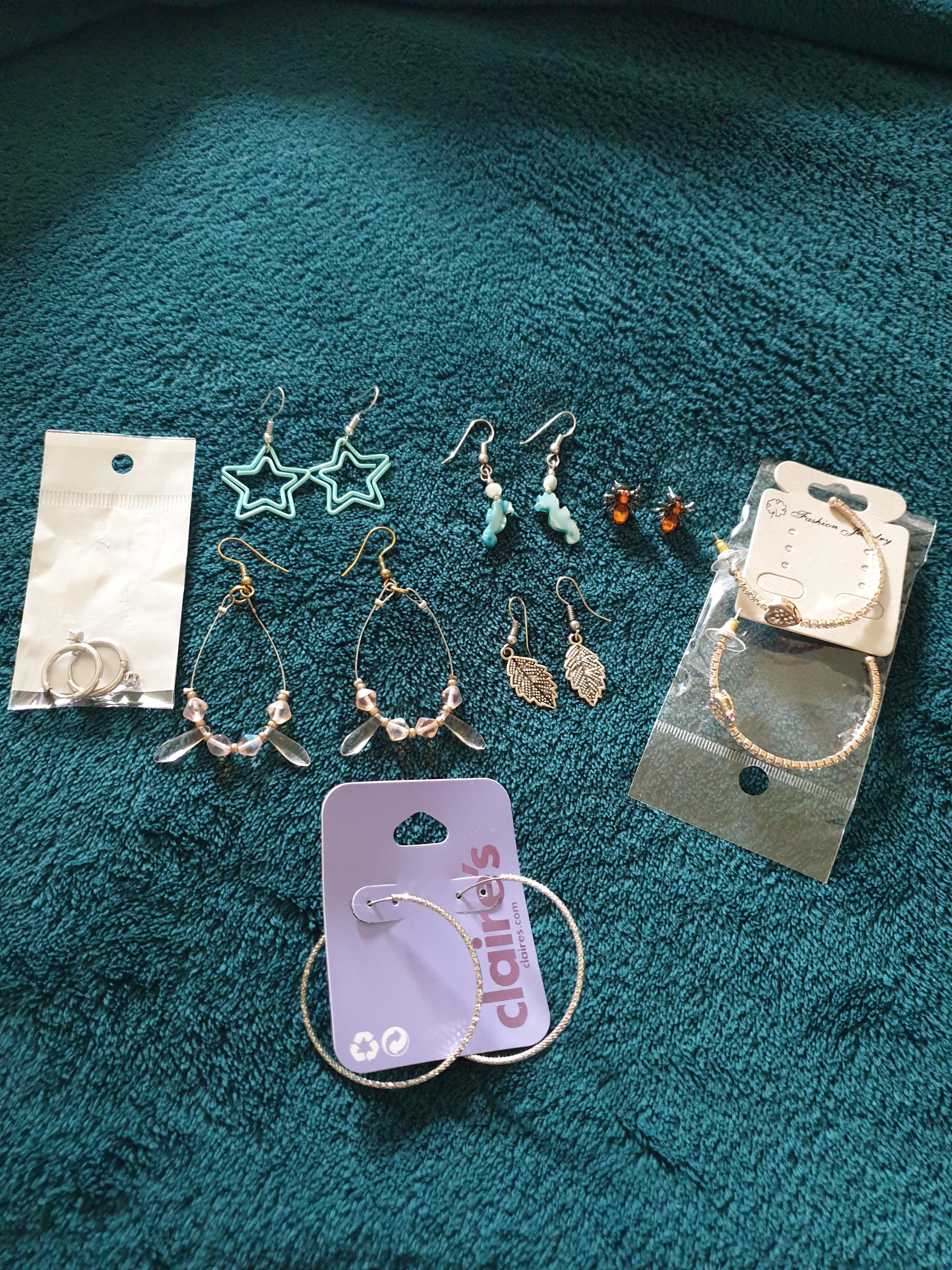 troc de troc lot de boucles d'oreilles image 1