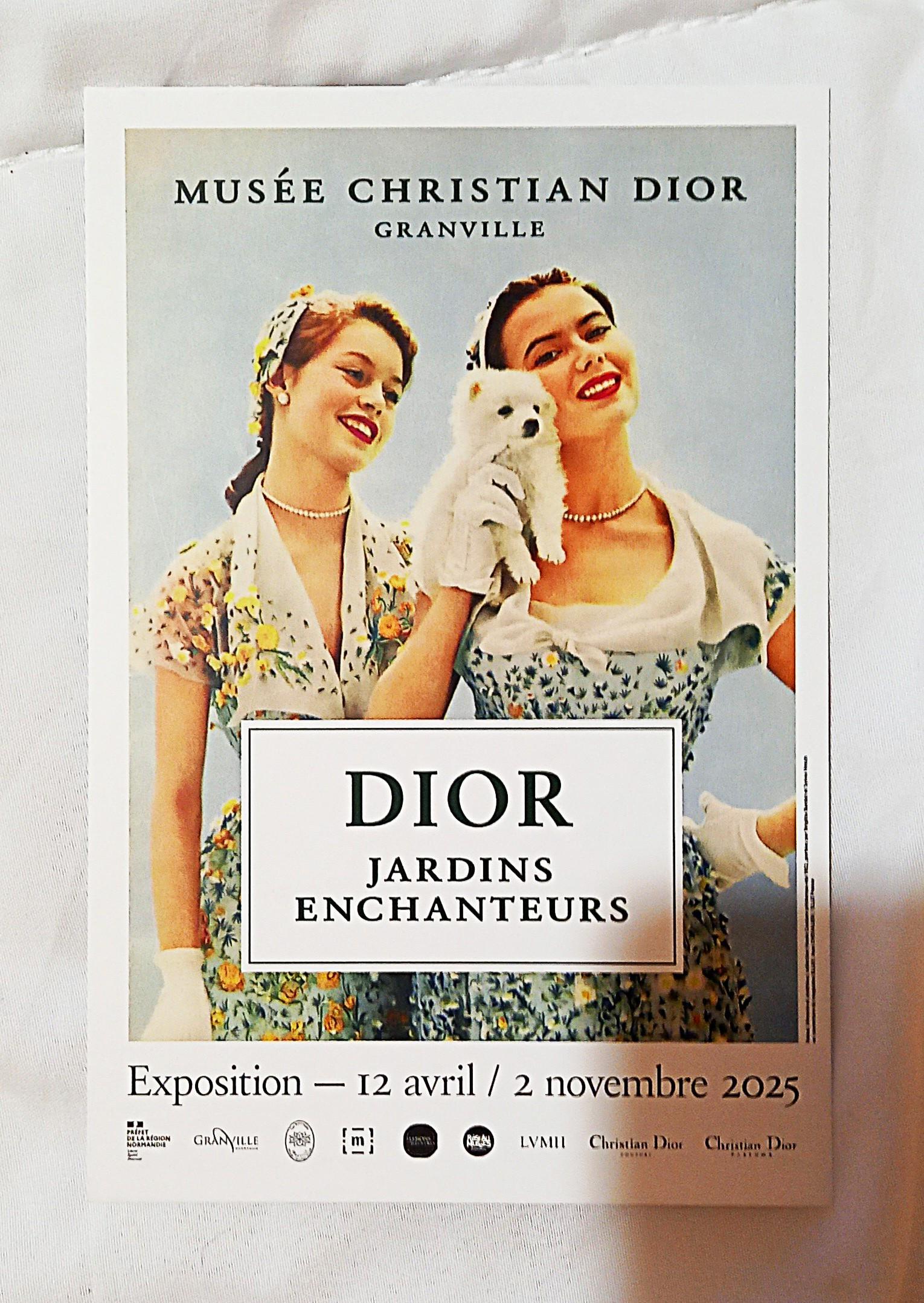 troc de troc carte d'art dior. image 0