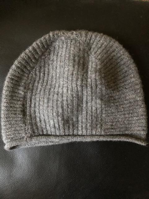 troc de troc bonnet gris united colors of benetton taille unique image 0