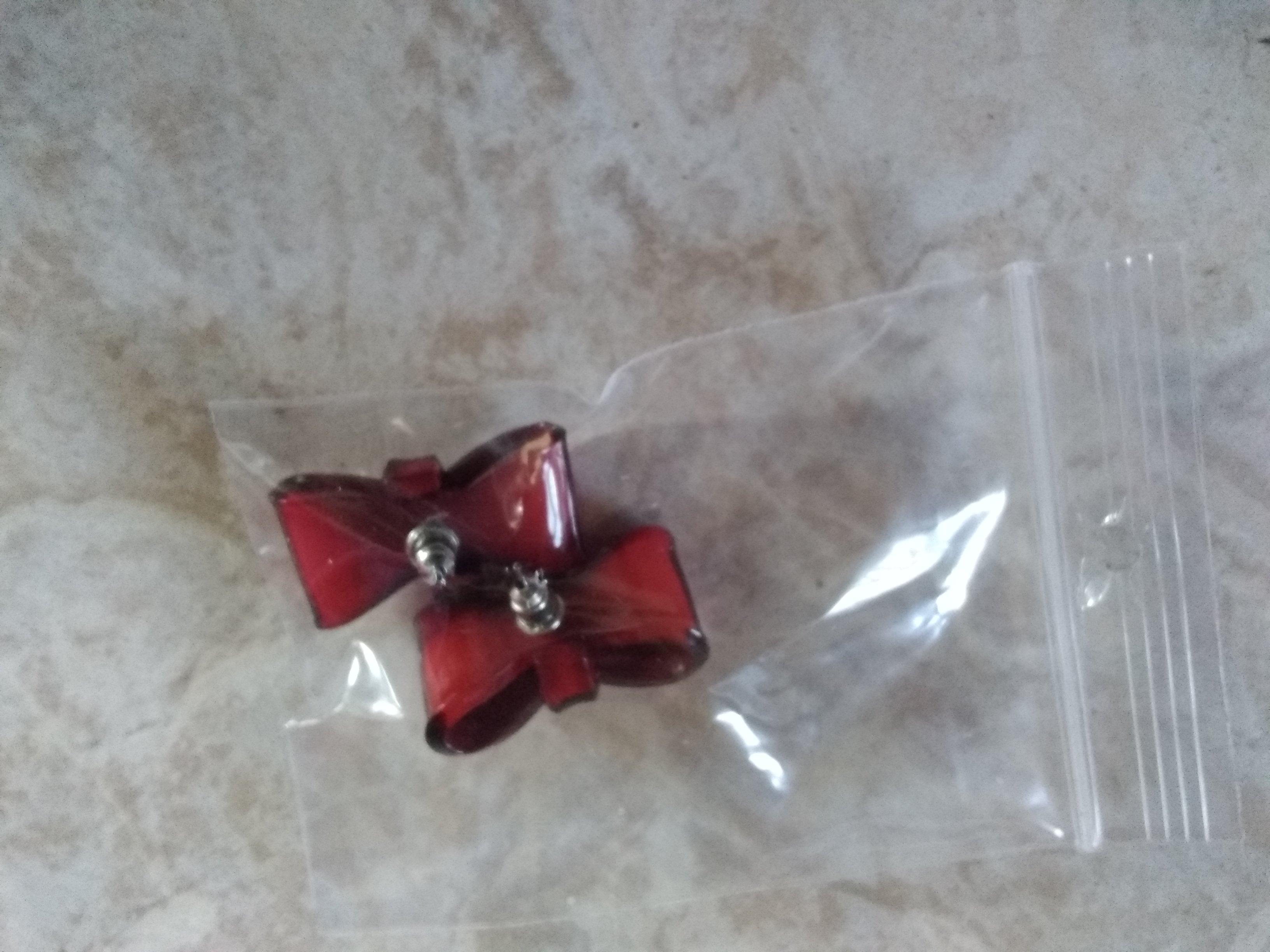 troc de troc boucle d oreille noeud rouge neuf image 1