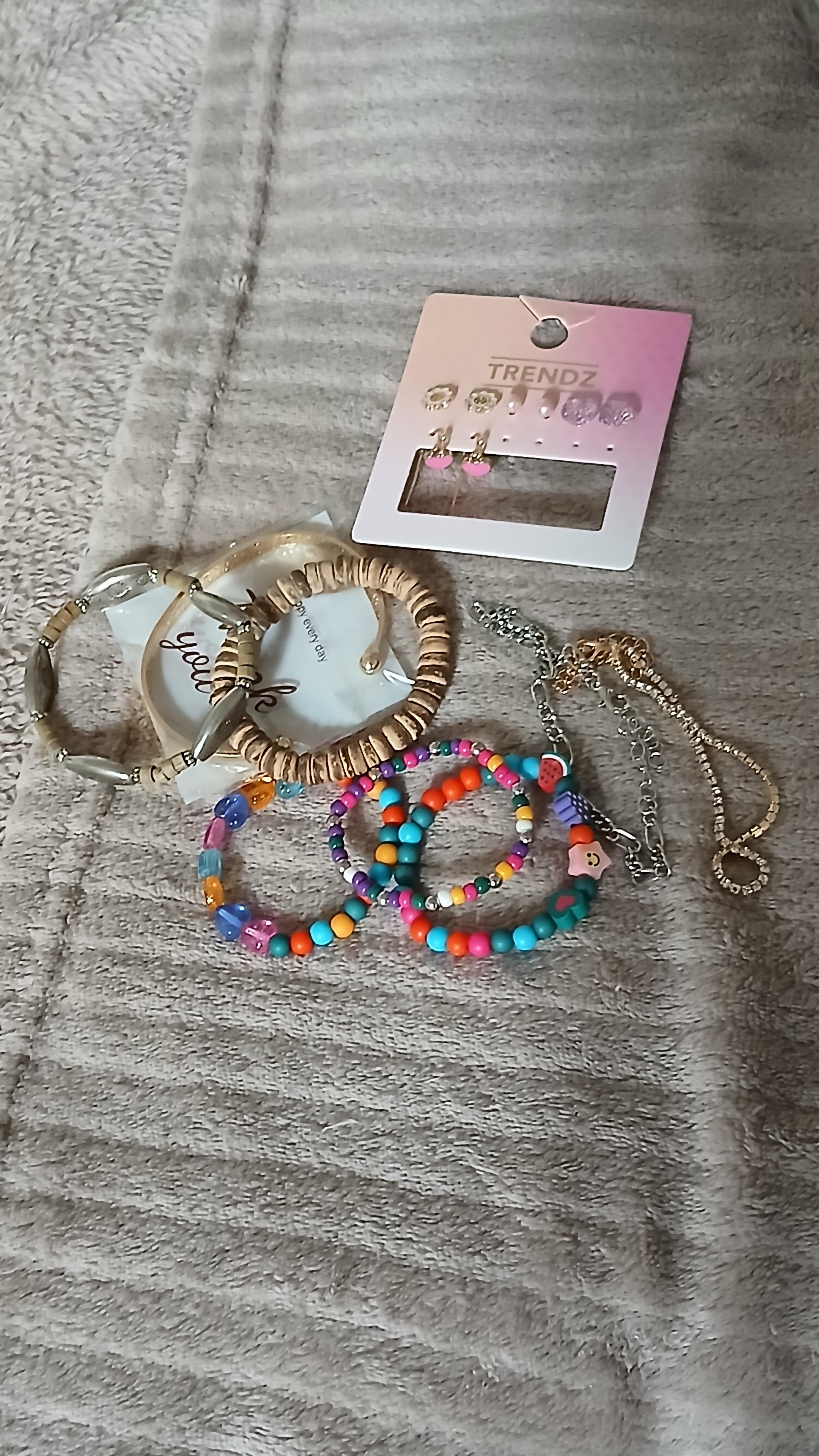 troc de troc lots de bijoux image 0