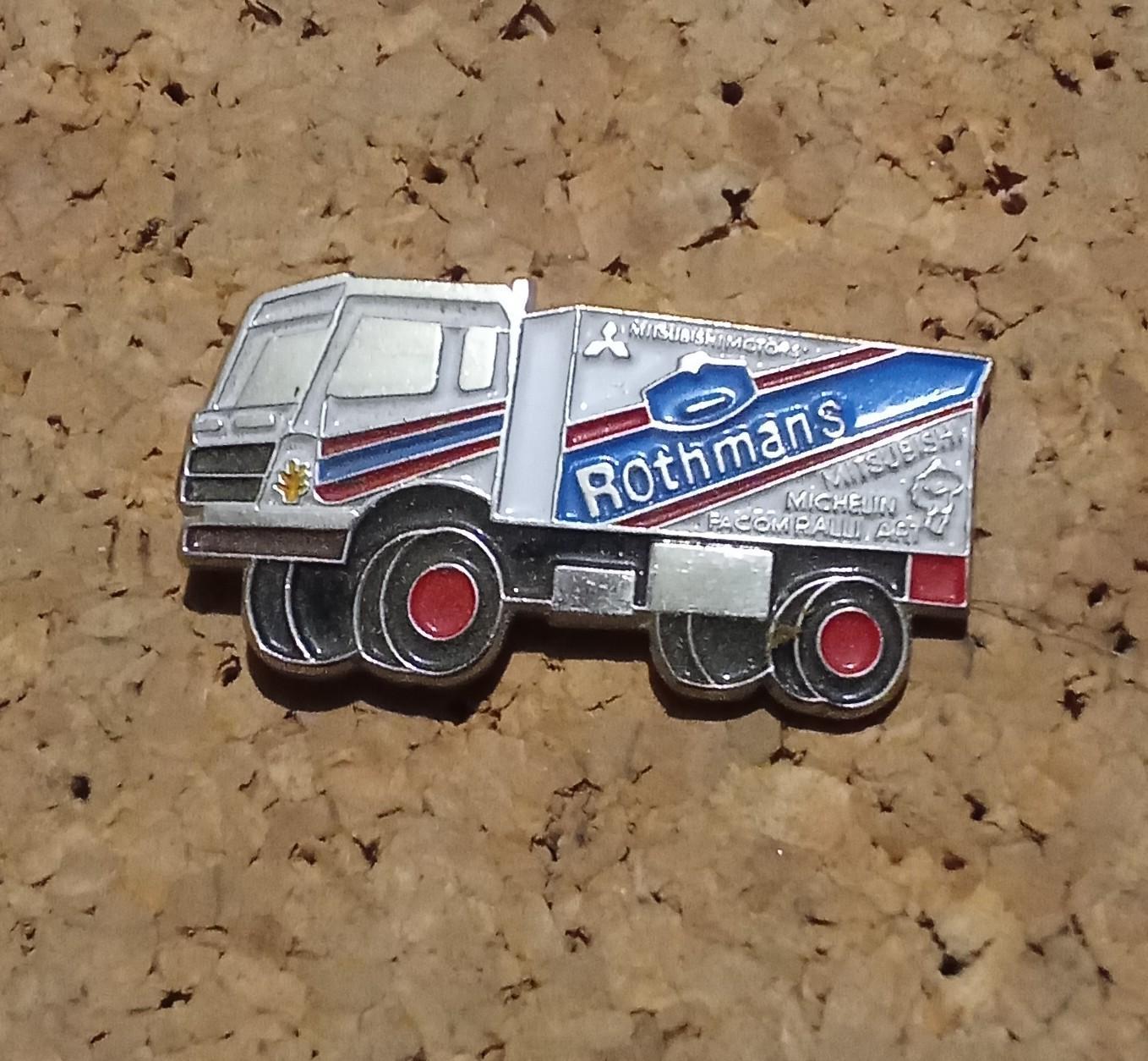 troc de troc pin's sans attache image 0