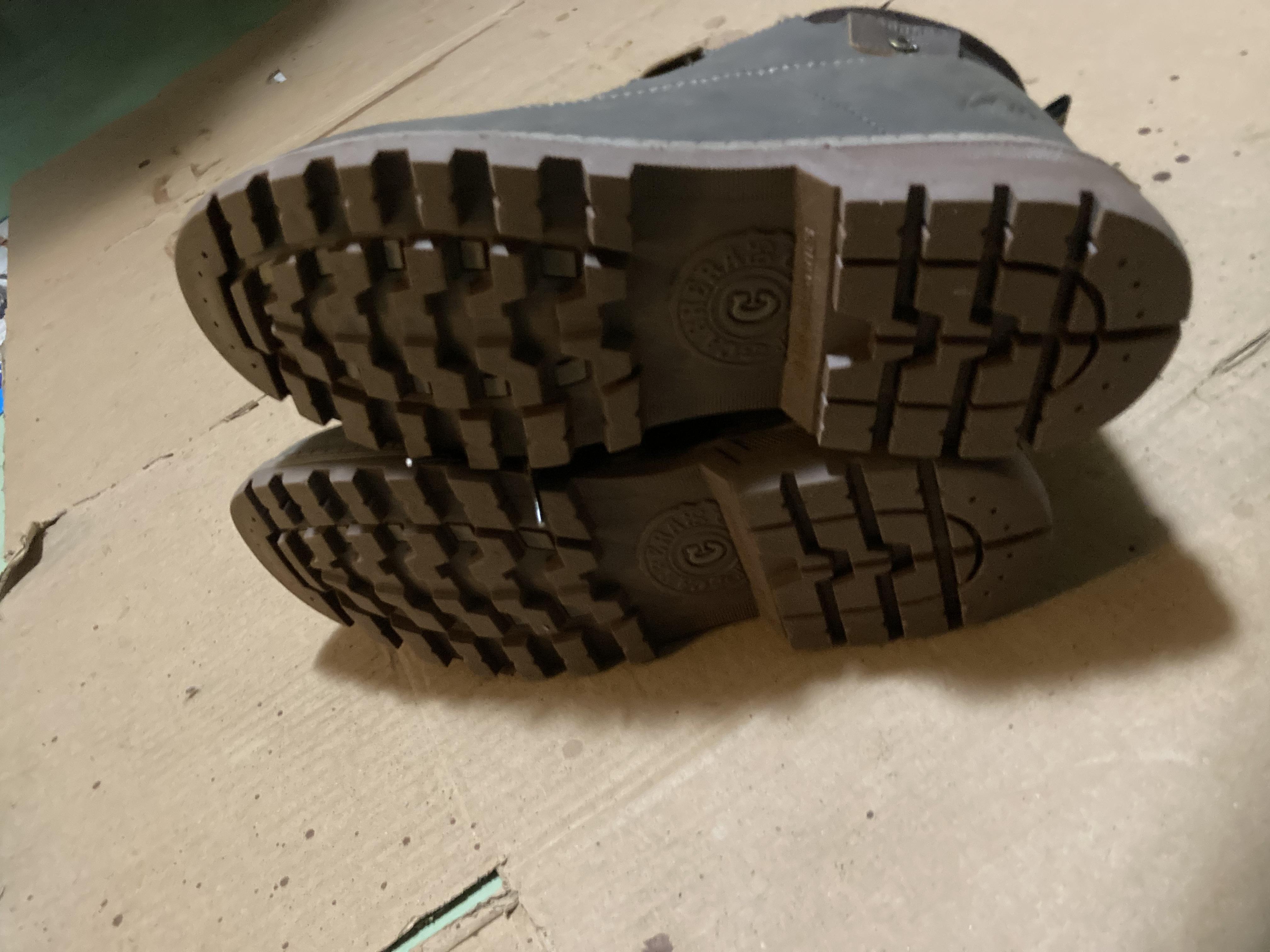 troc de troc chaussures montantes neuves pointure 43 image 2