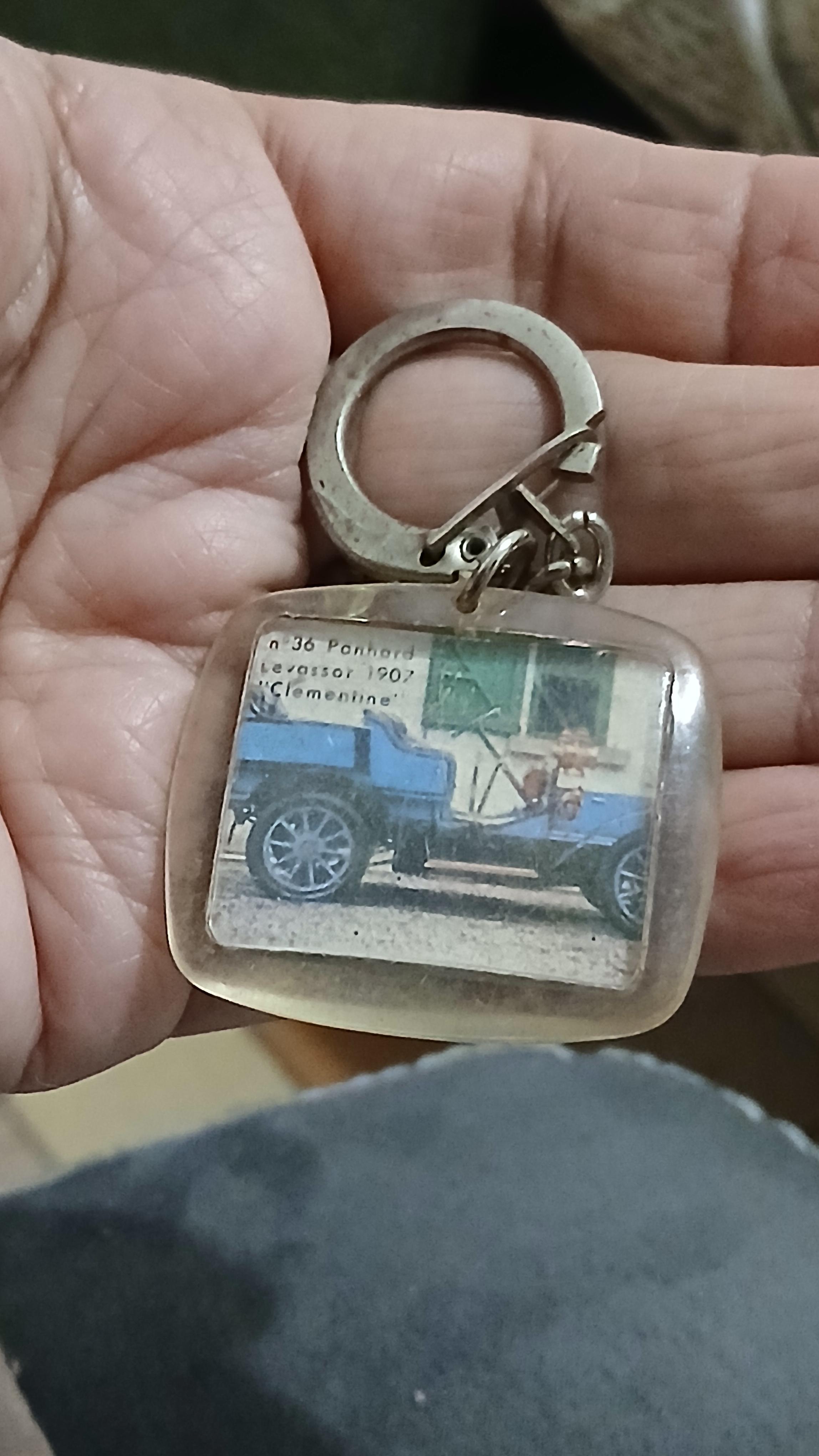 troc de troc porte clé image 0