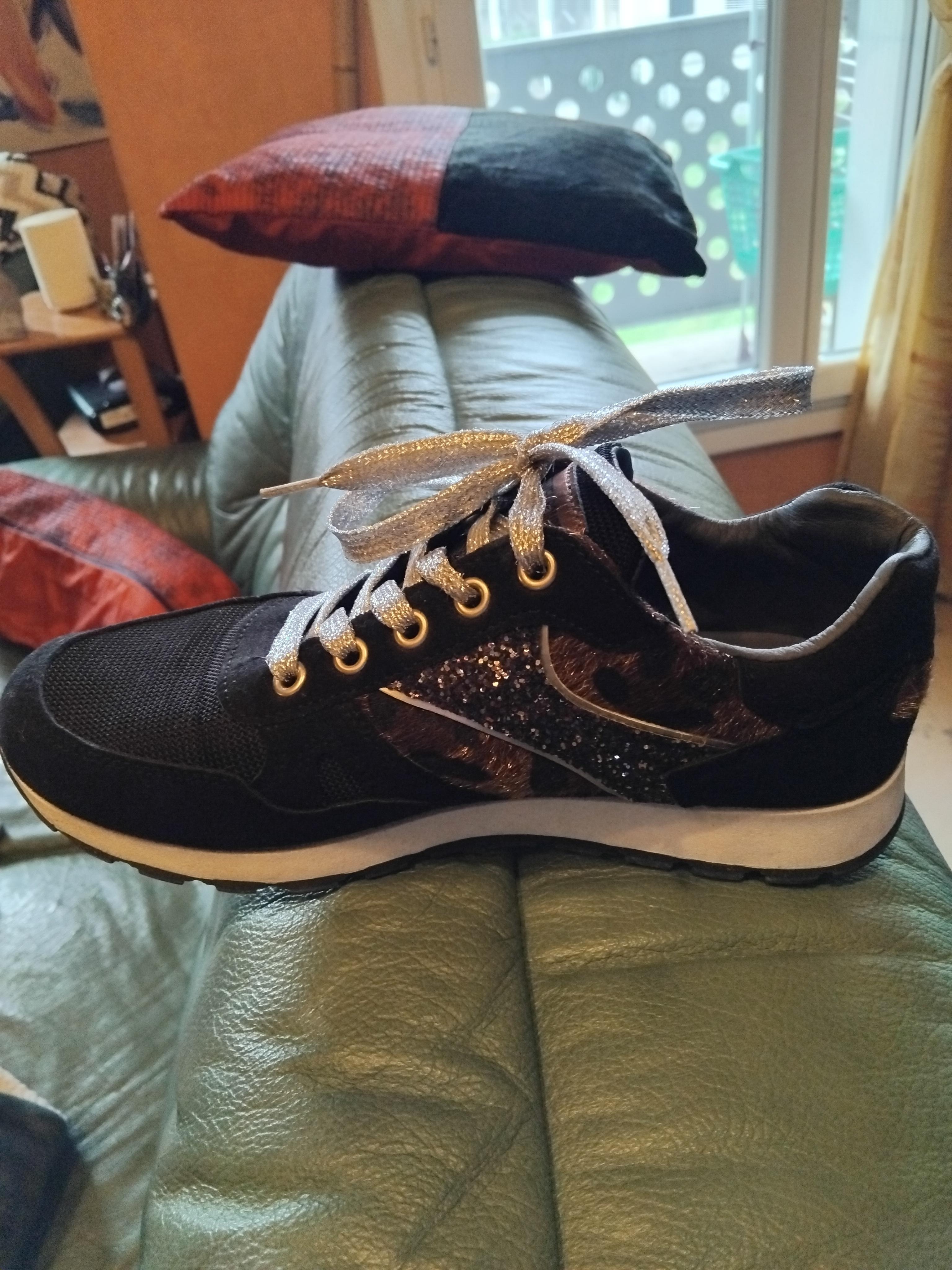 troc de troc basquettes 40 tbe noires leopard lpb image 1