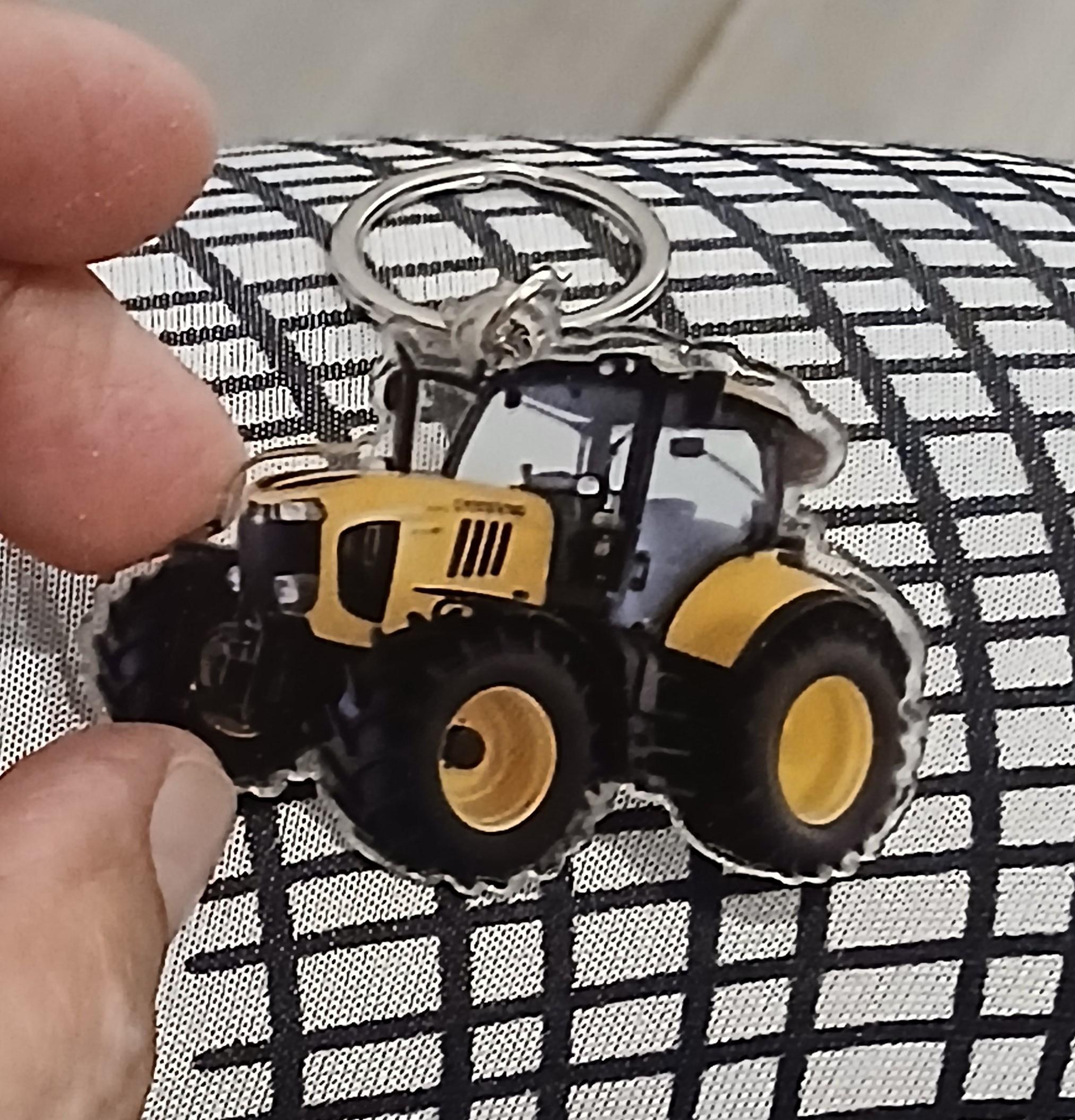 troc de troc reserver divers troc  clé " tracteur " image 1