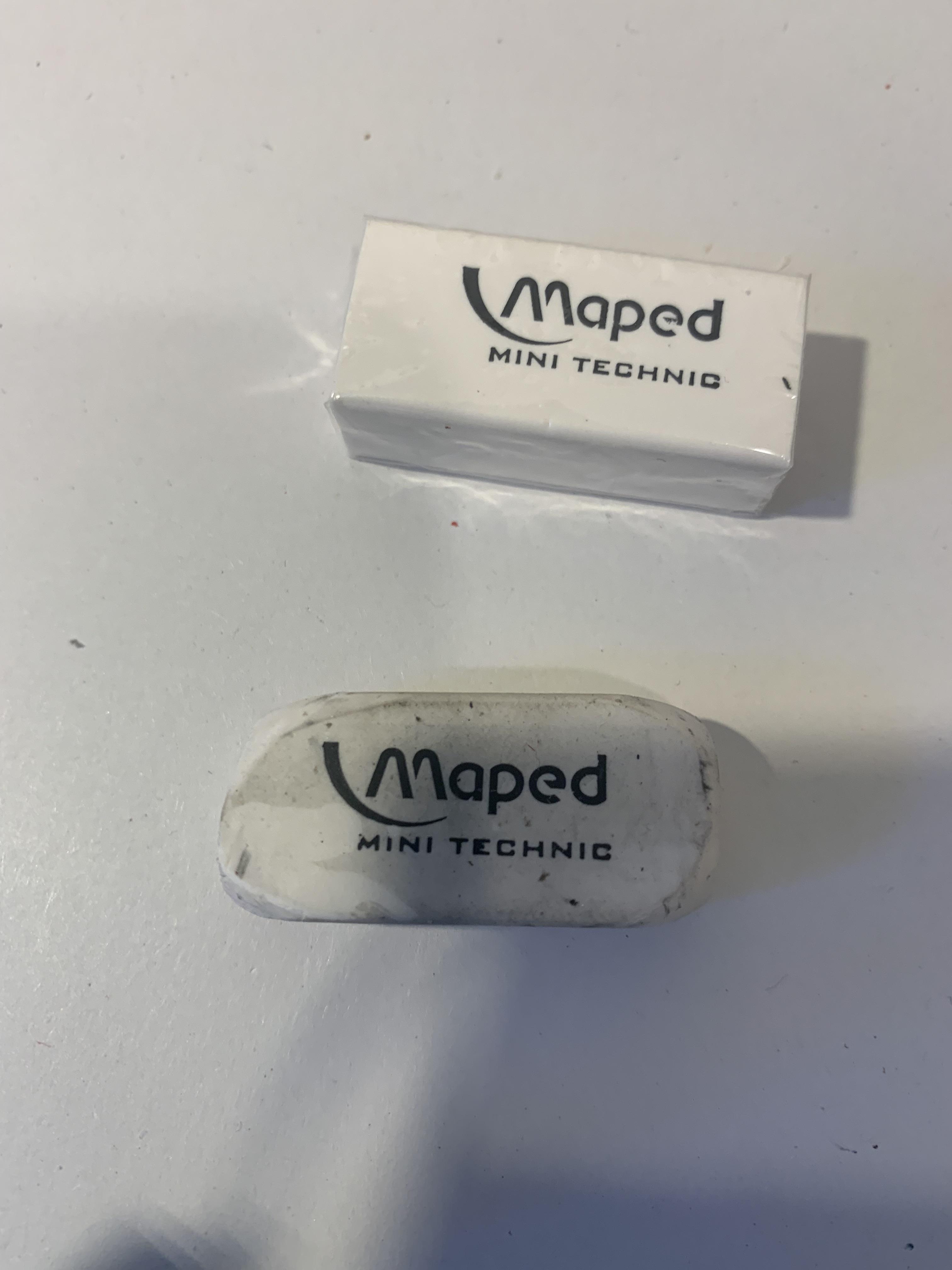 troc de troc deux gommes dont une neuvesous blister. image 0