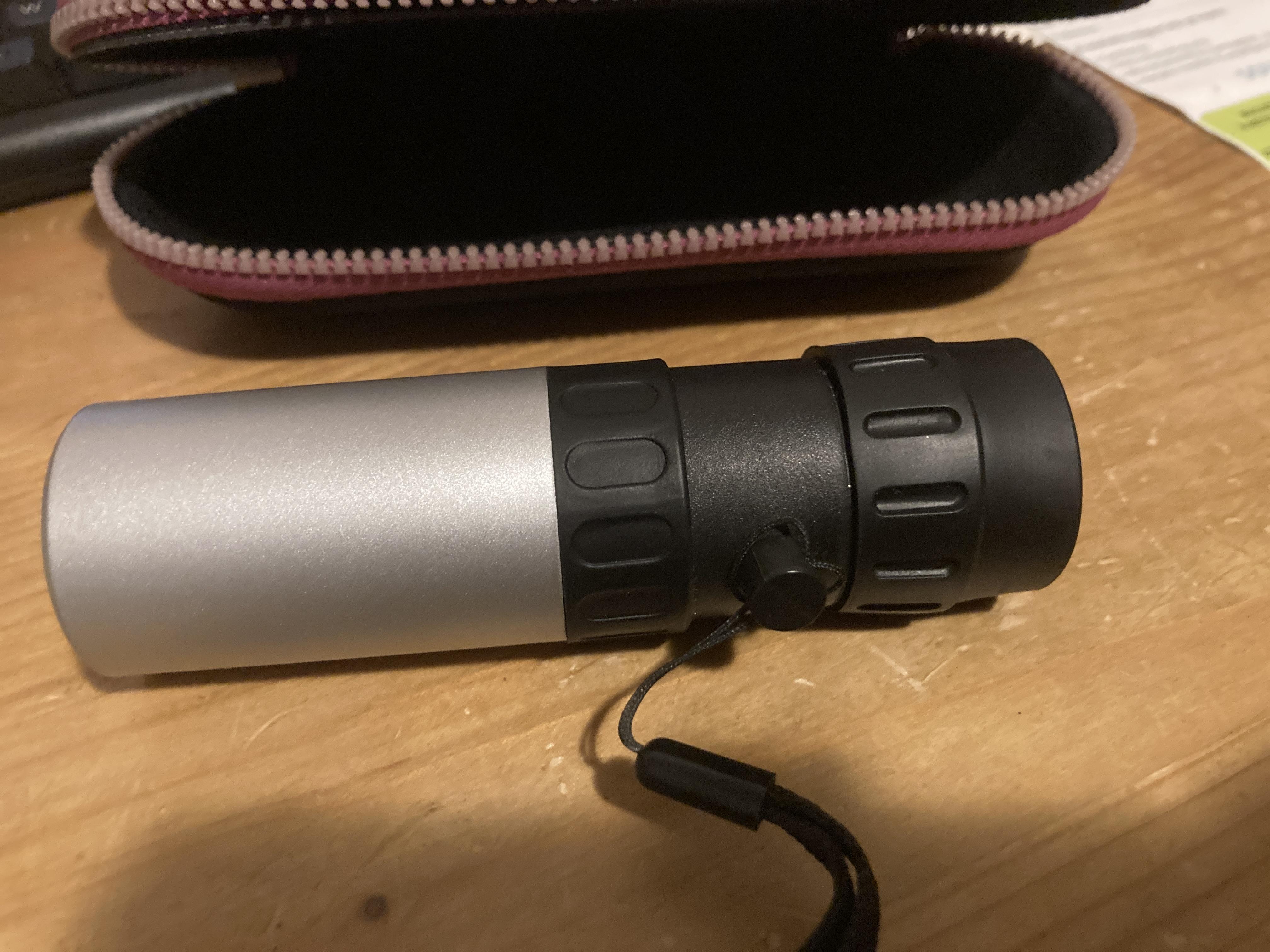 troc de troc longue vue avec sa housse de protection image 0