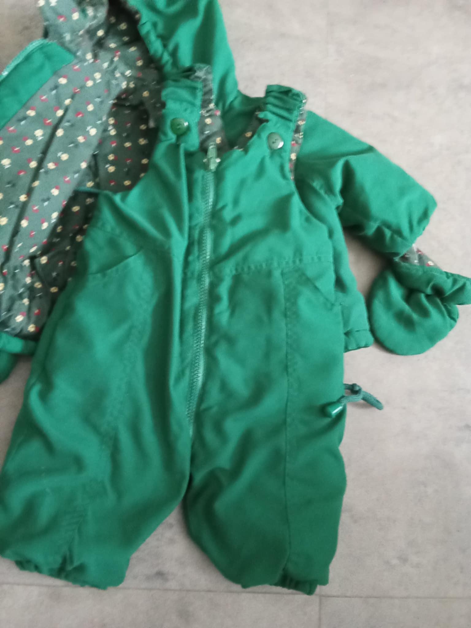 troc de troc ensemble blouson , salopette + les gants 6 mois tres bon etat image 1