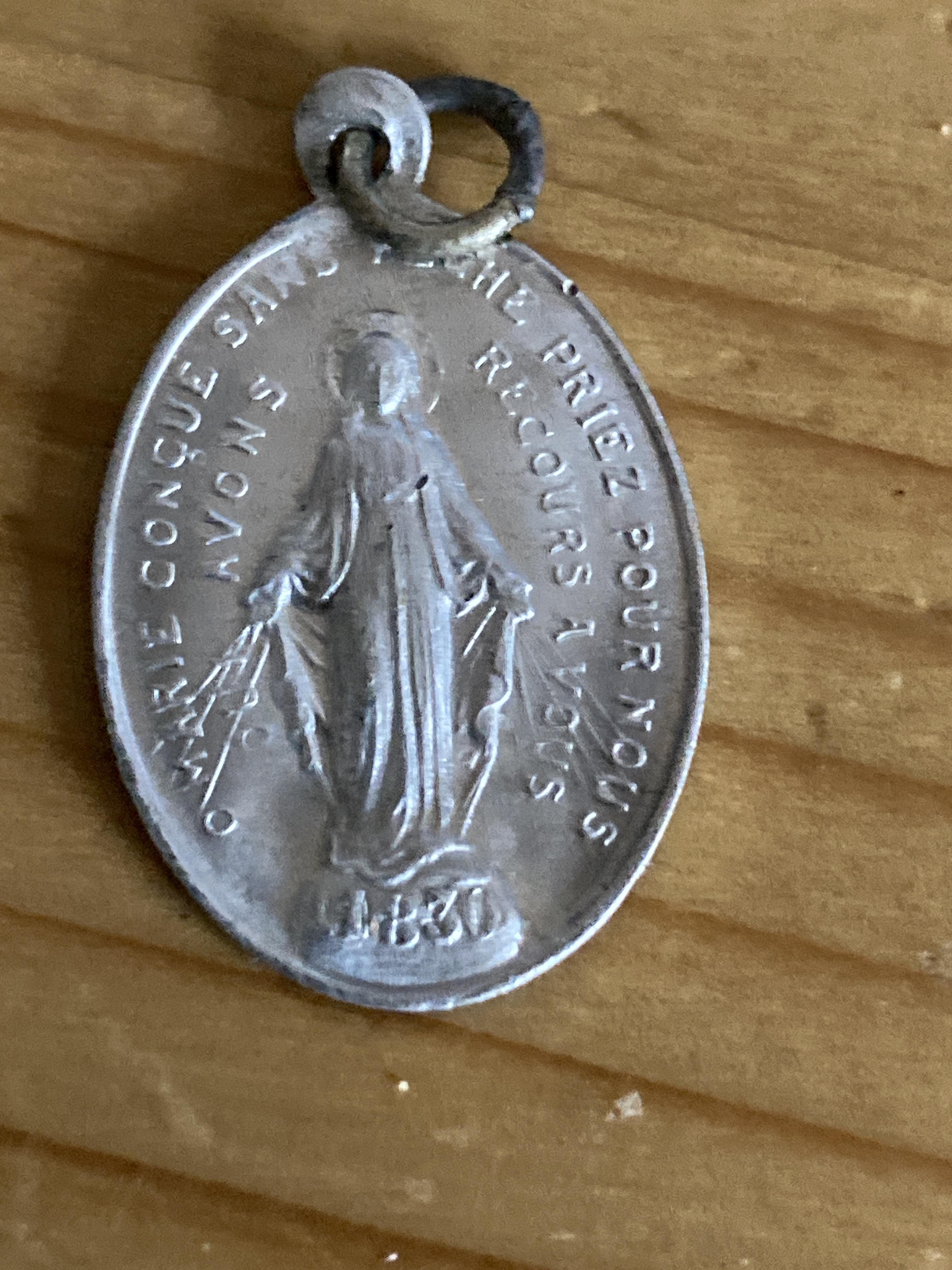 troc de troc médaille religieuse argenté image 0