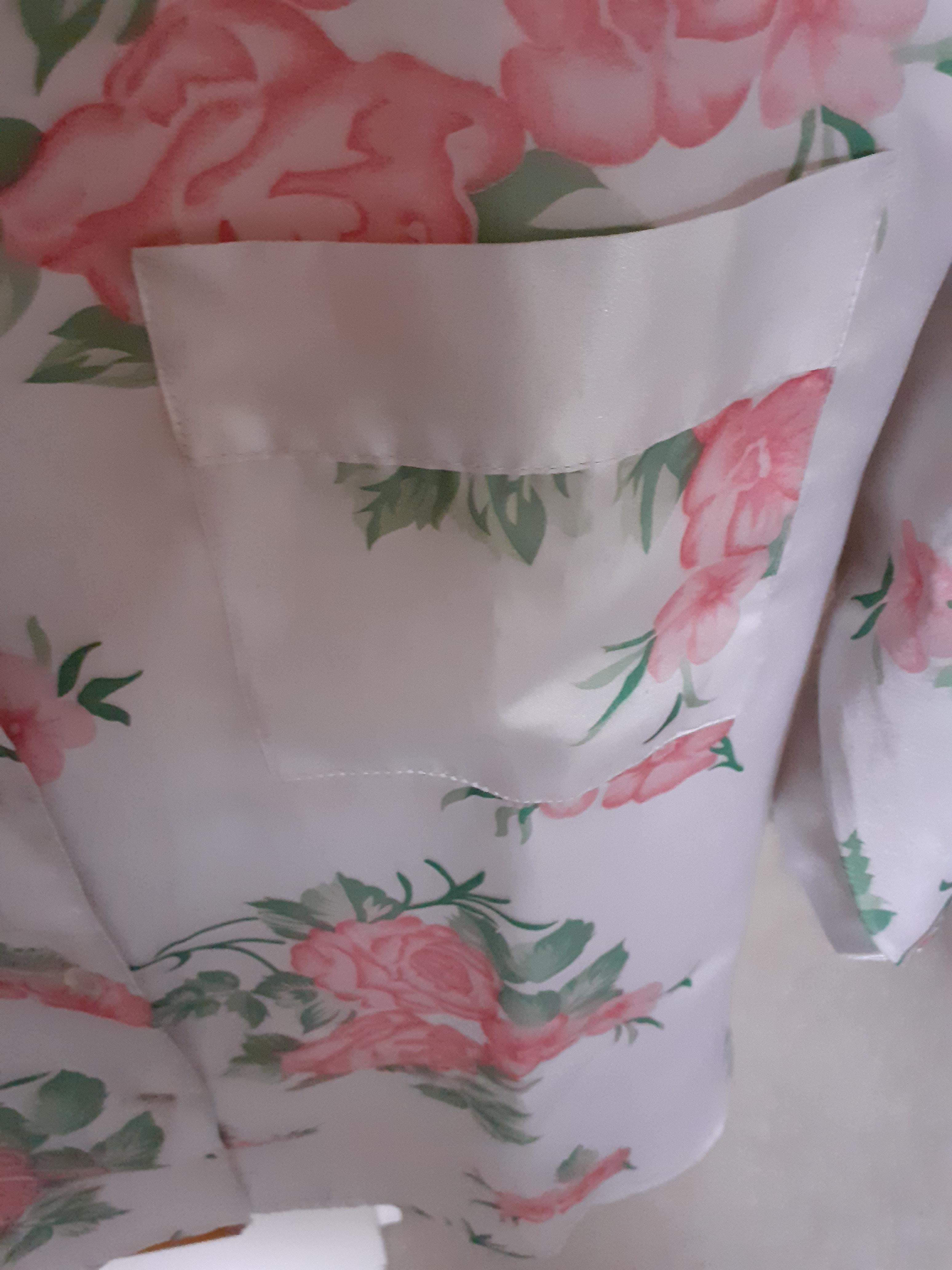 troc de troc haut de pyjama blanc fleurs roses reserve a papicha image 2