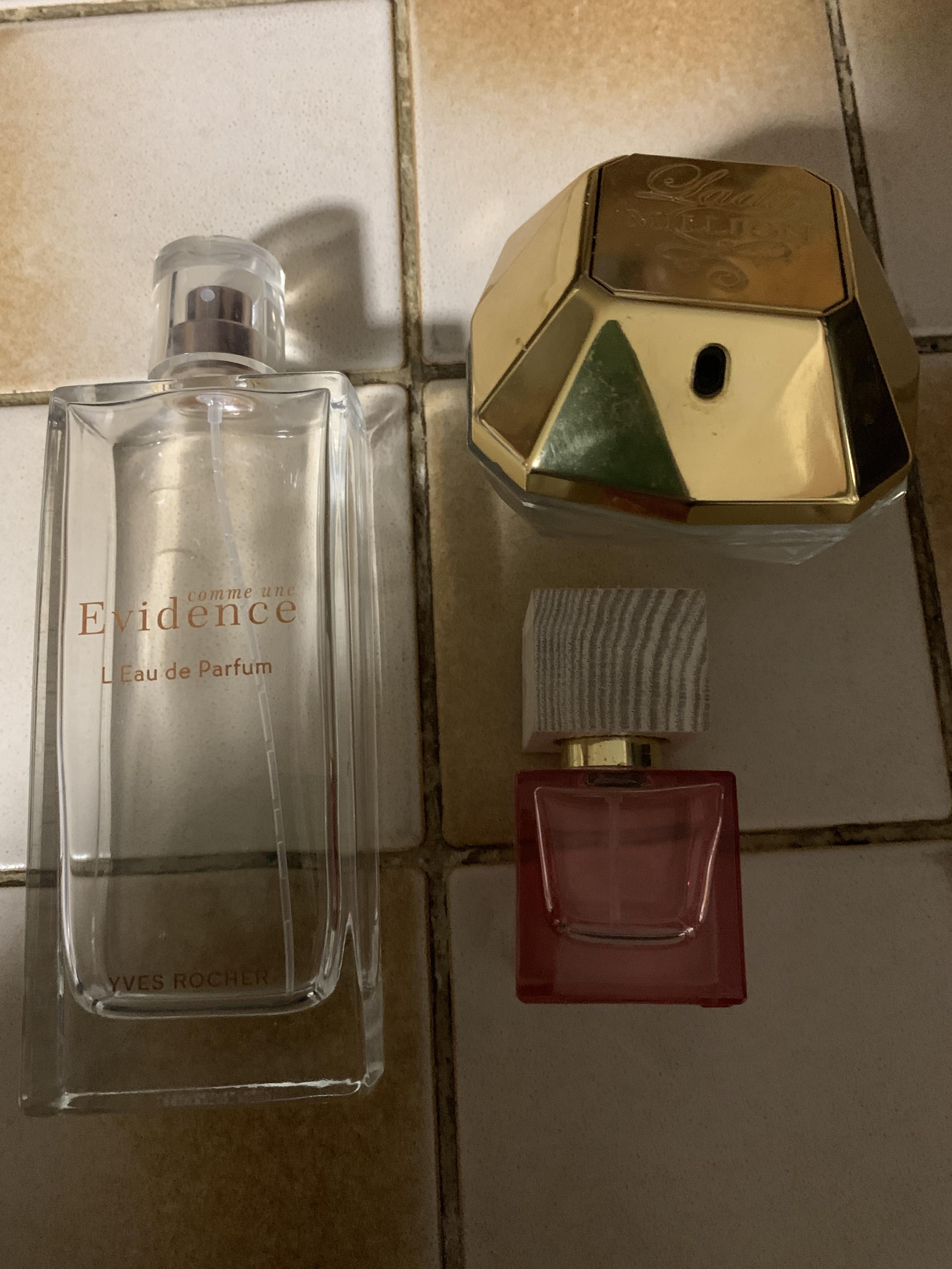 troc de troc bouteille de parfum vide image 0