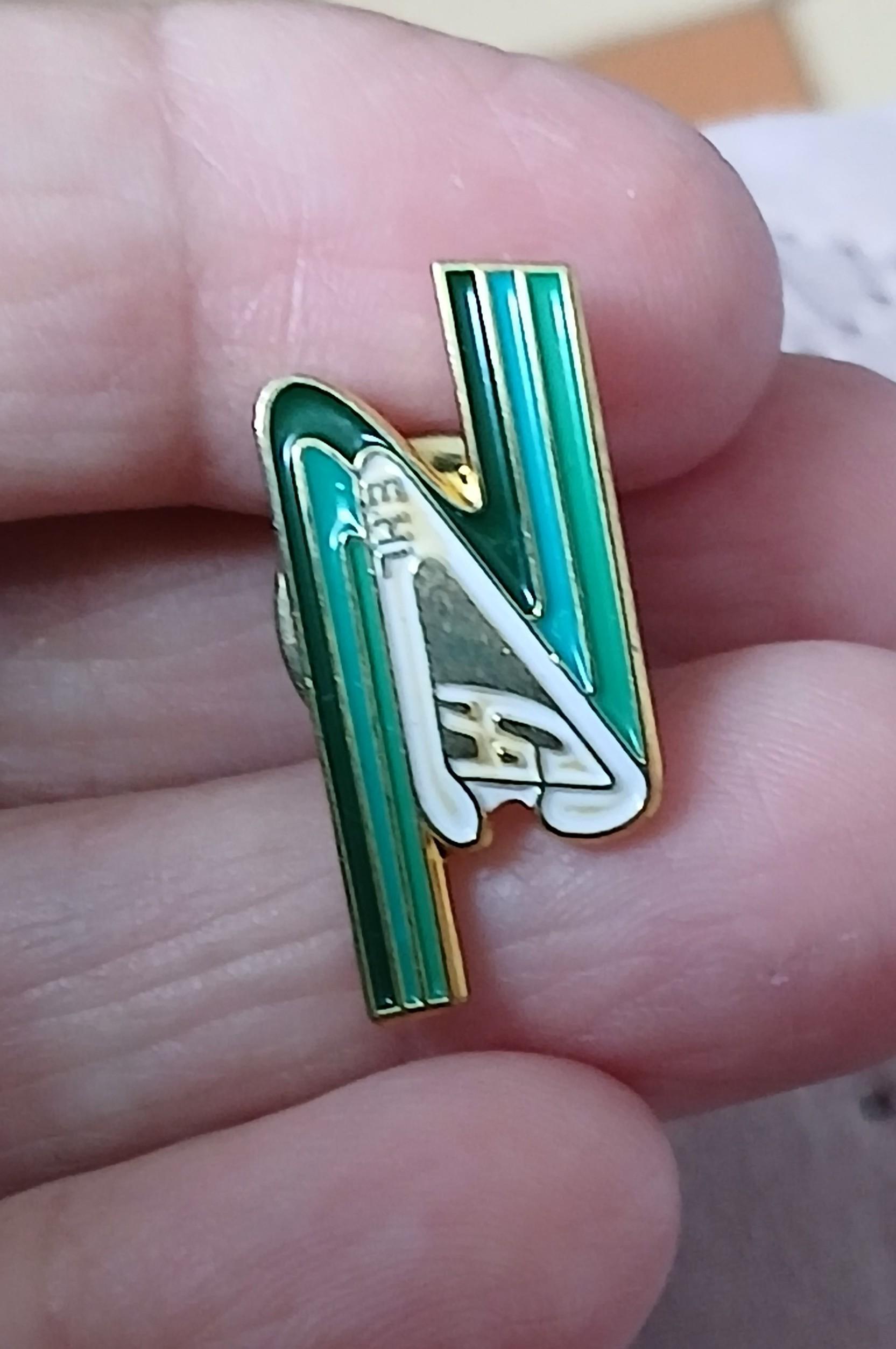 troc de troc reserver. un pins image 0