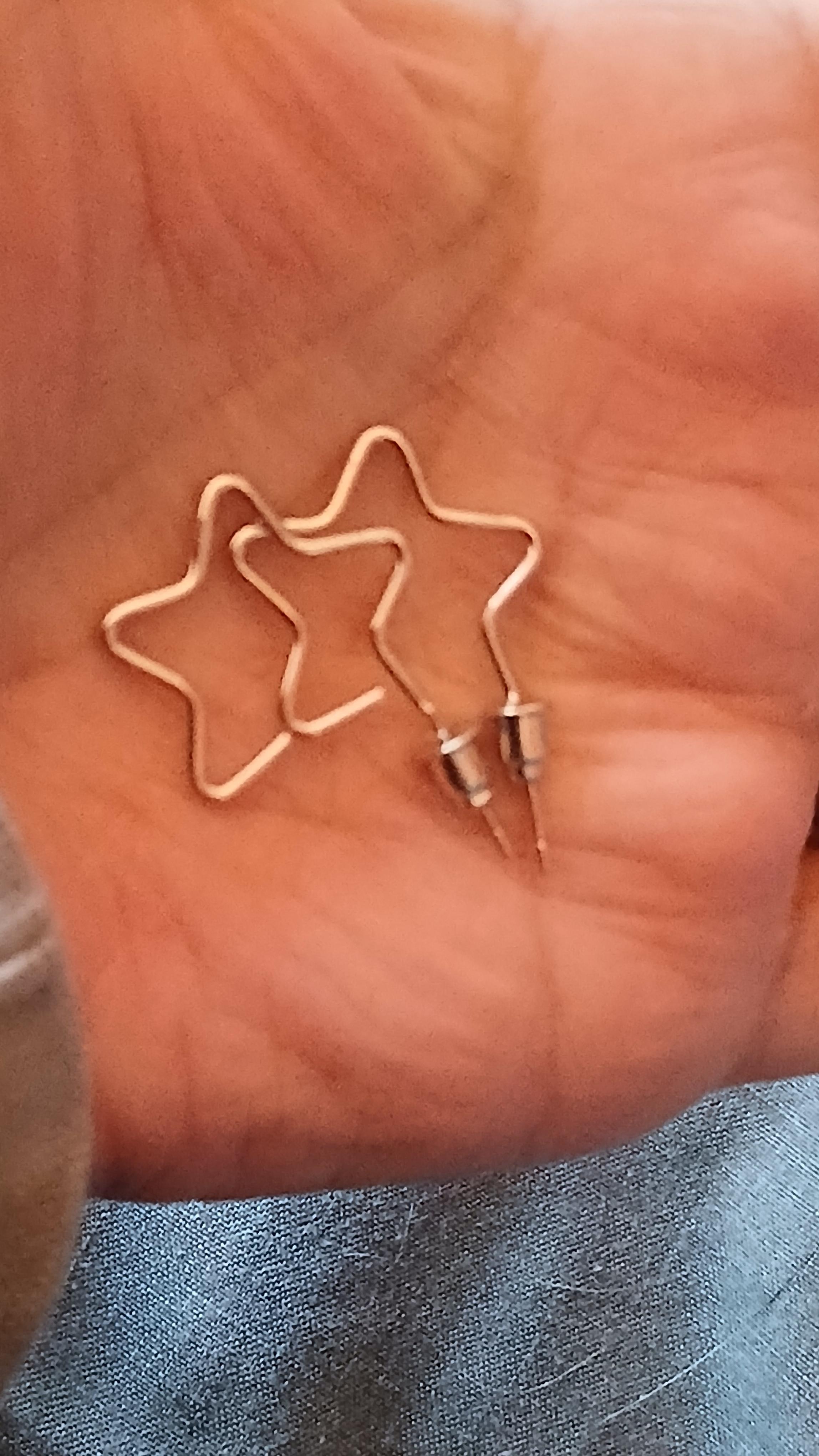 troc de troc reserver troqueuse une paire de boucle d oreille image 1