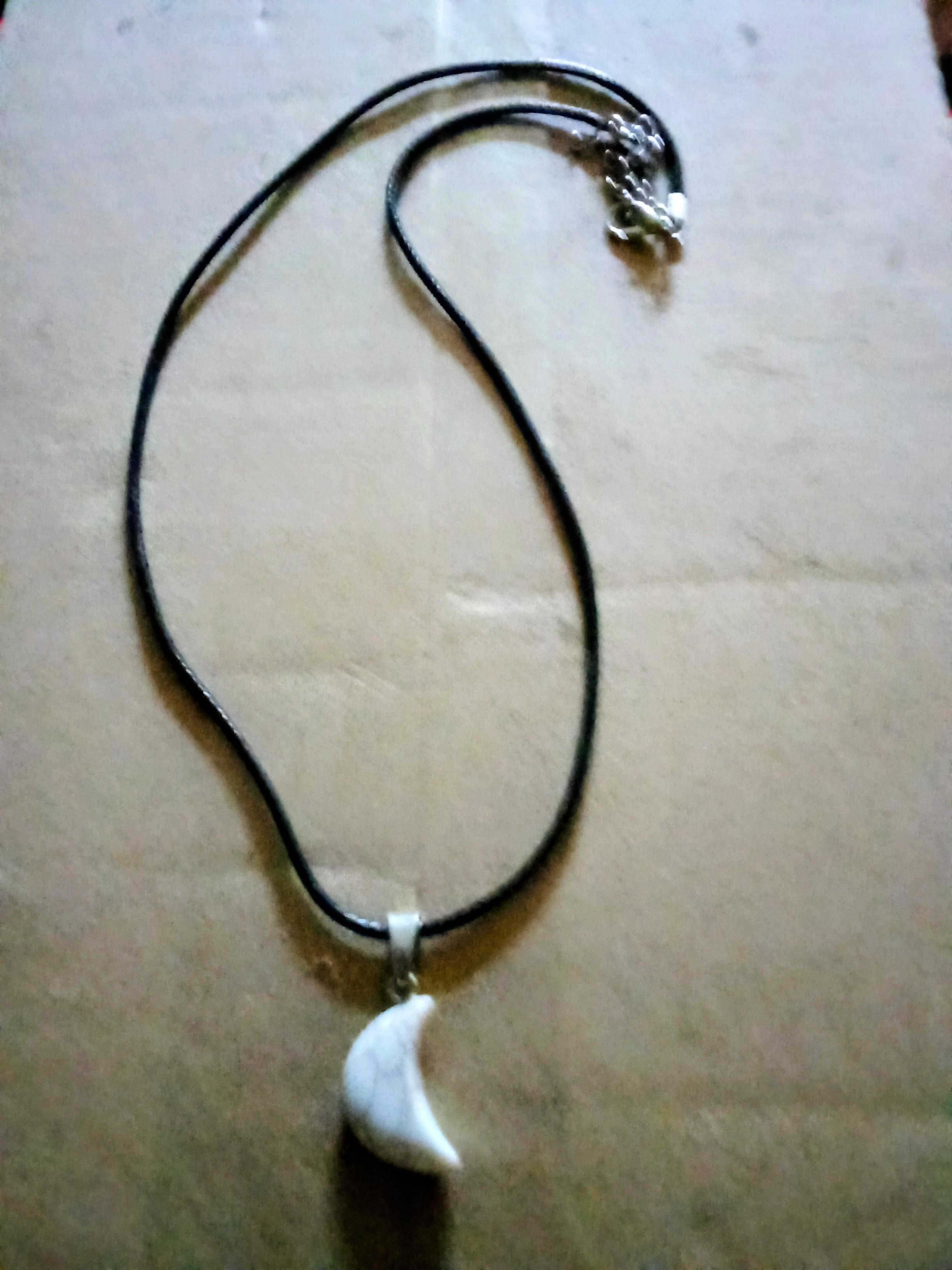 troc de troc collier neuf image 0