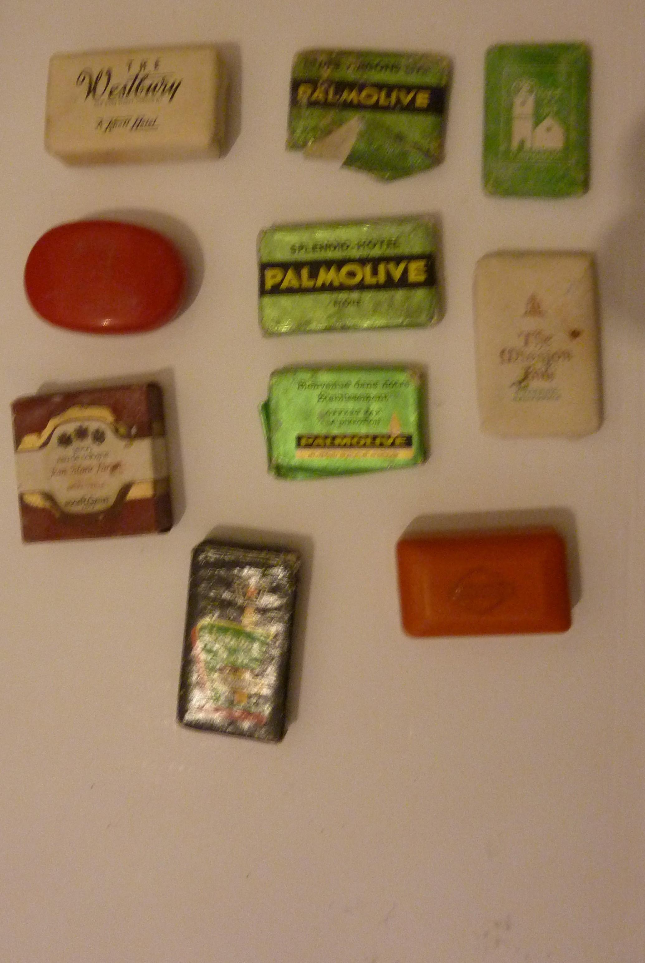 troc de troc lot de savonnettes vintage en l'état image 1