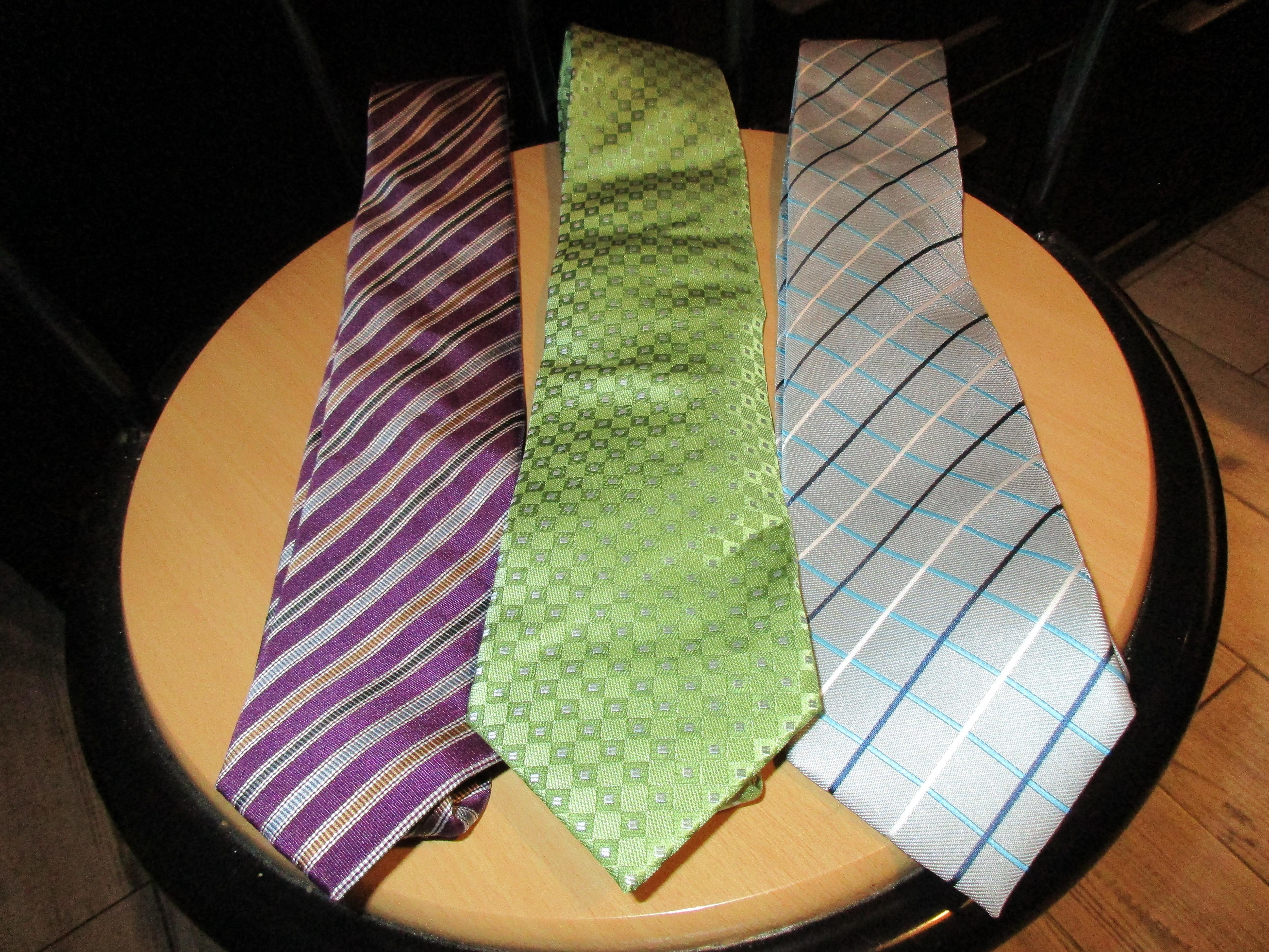 troc de troc 3 cravates neuves image 0