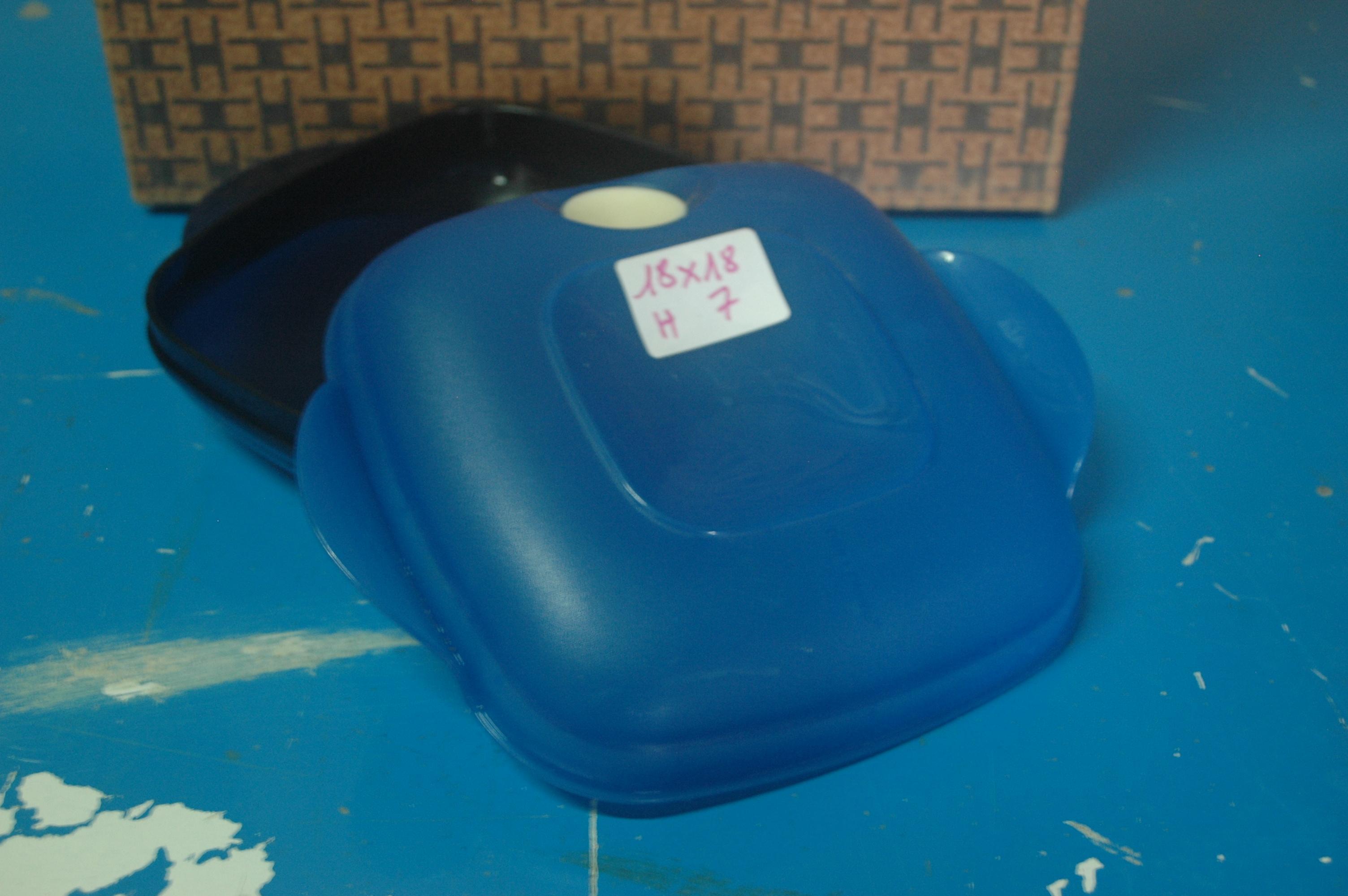 troc de troc tupperware boite sandwitch image 0