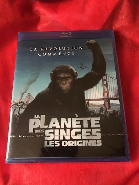 troc de troc bluray la planète des singes : les origines [combo blu-ray dvd]  neuf sous blister image 0