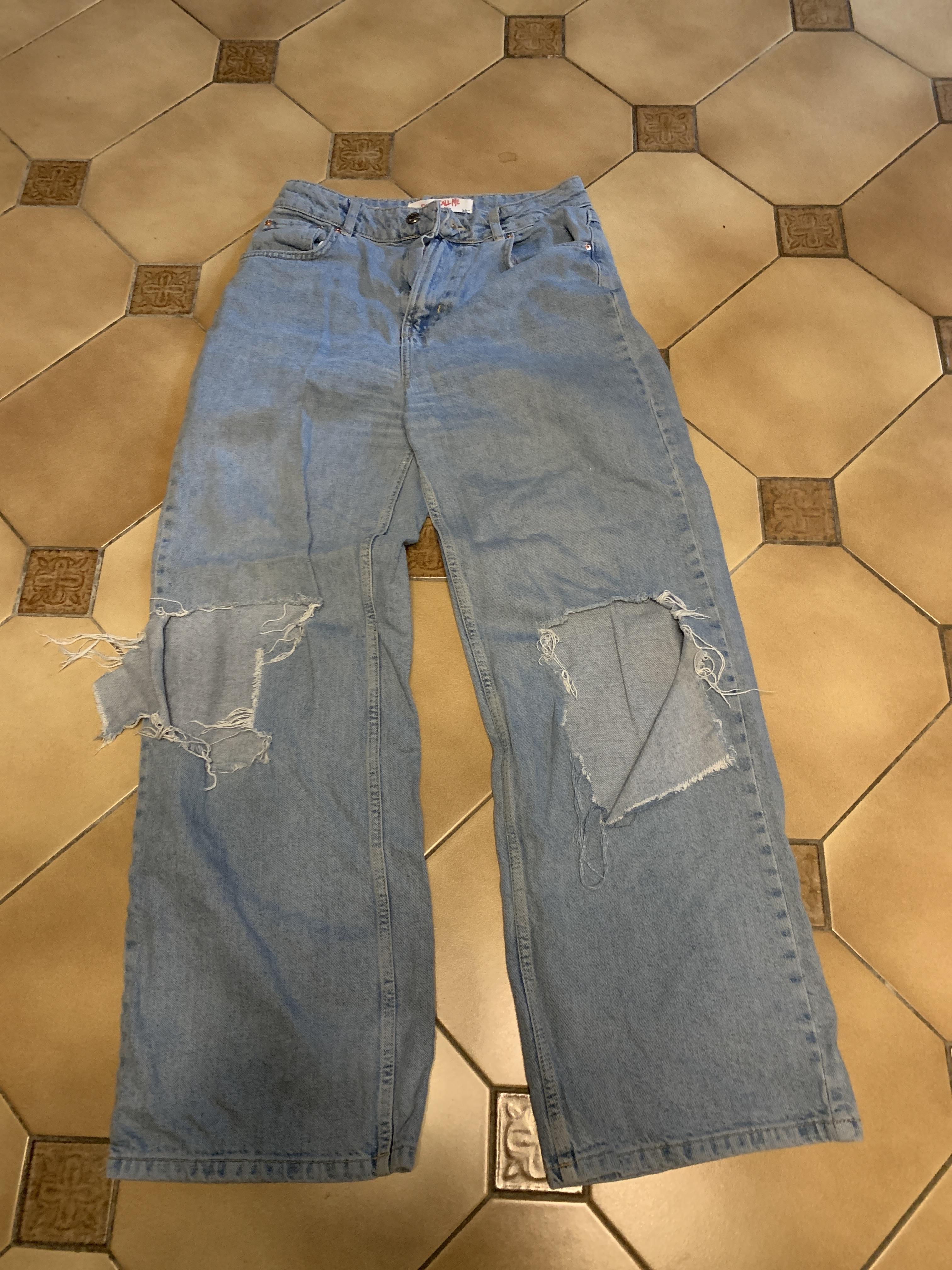 troc de troc jean  jennyfer, taille 38 image 0