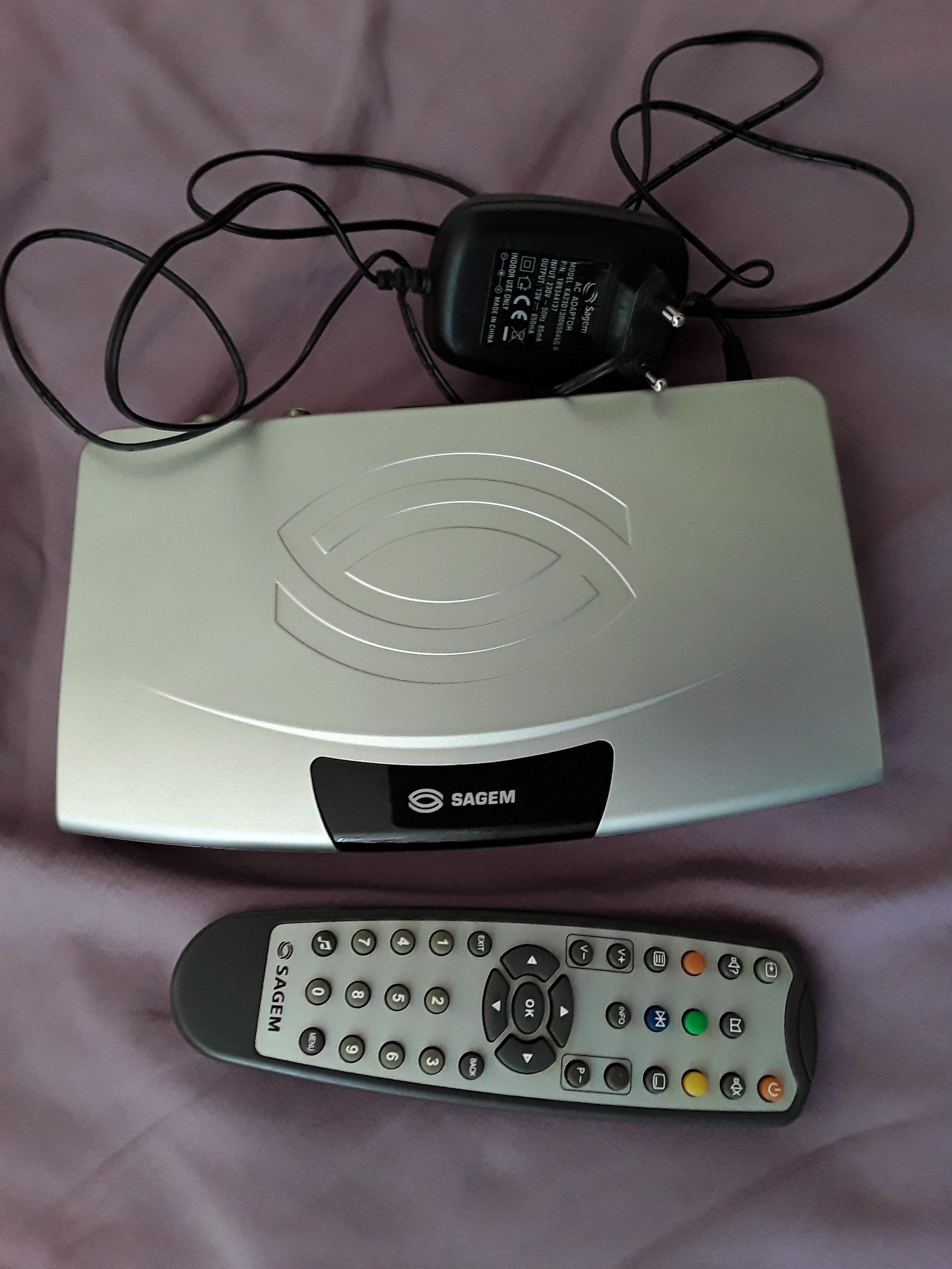 troc de troc ancien décodeur tnt sagem itd62s image 1