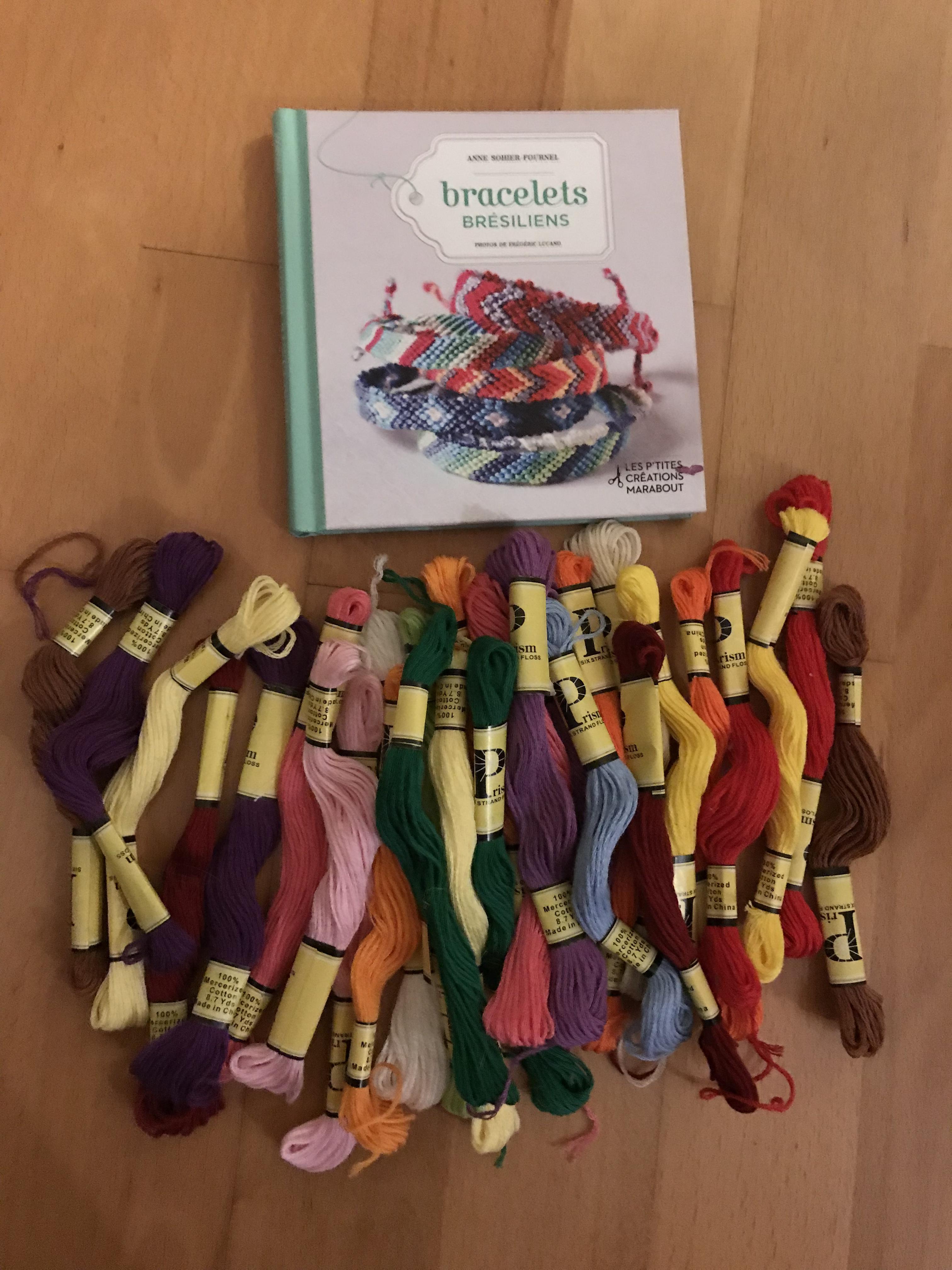 troc de troc livre bracelets brésiliens et fils de couleurs image 0