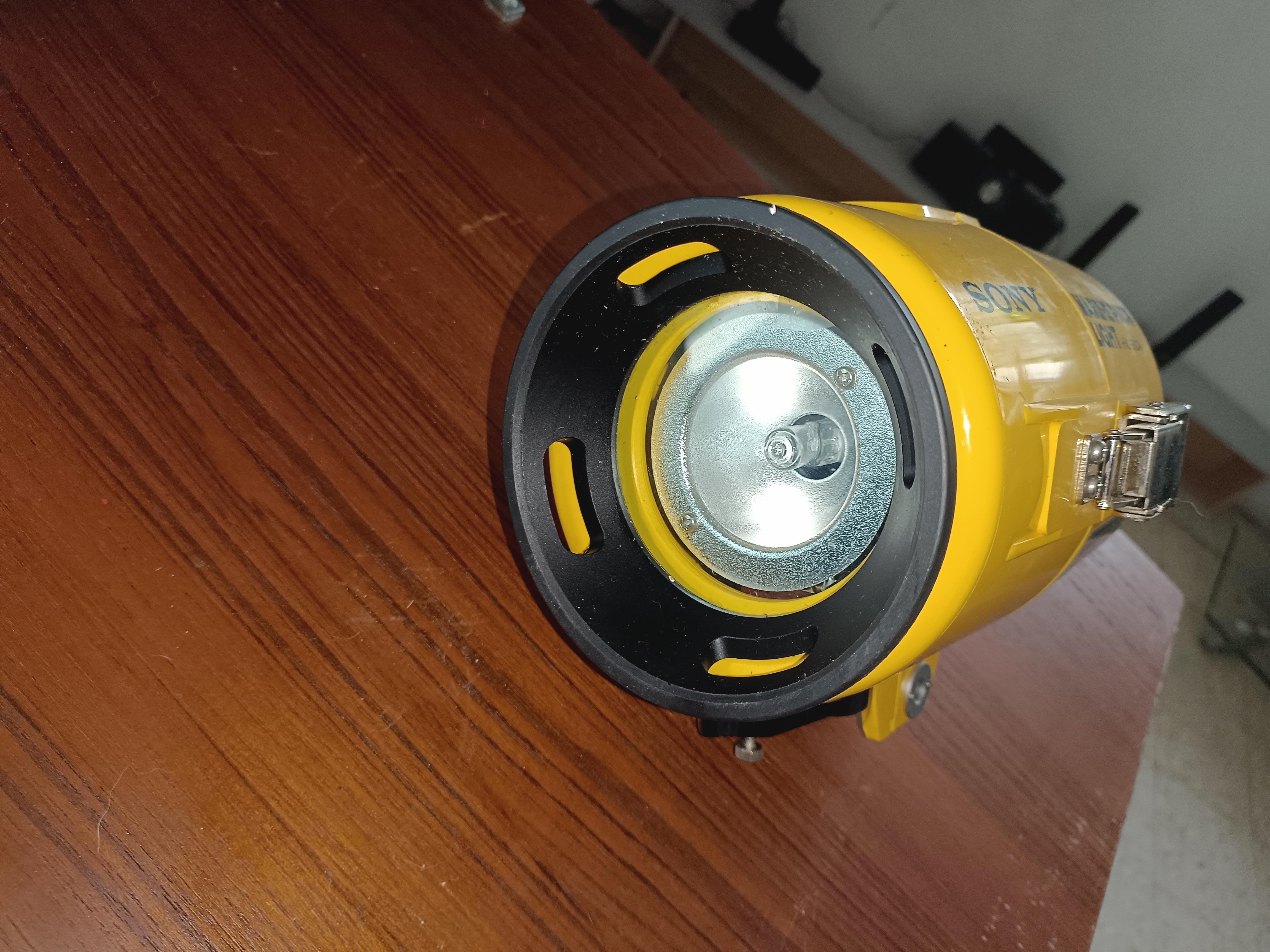 troc de troc lampe sous marine sony image 0