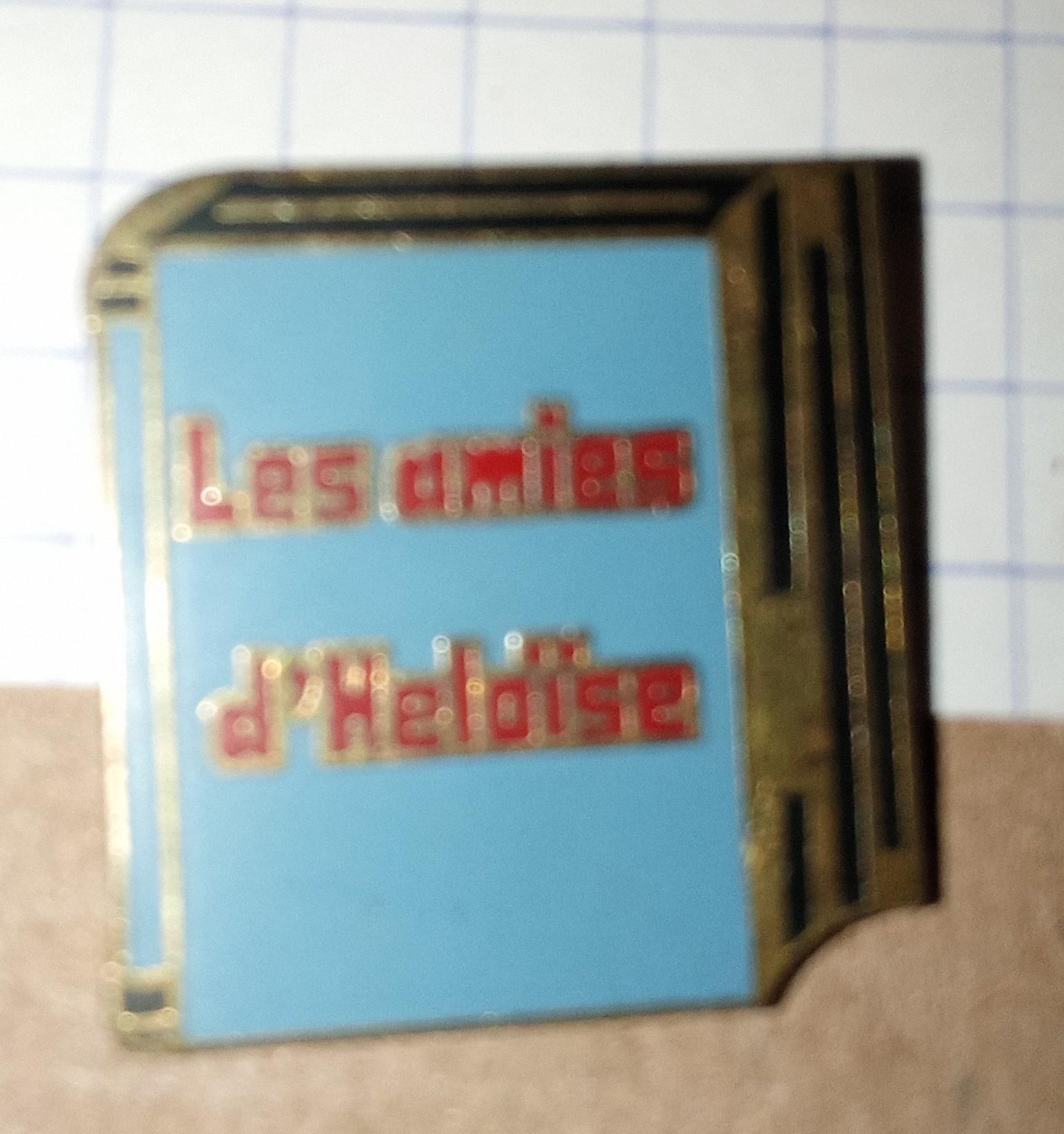 troc de troc pin's avec attache image 0