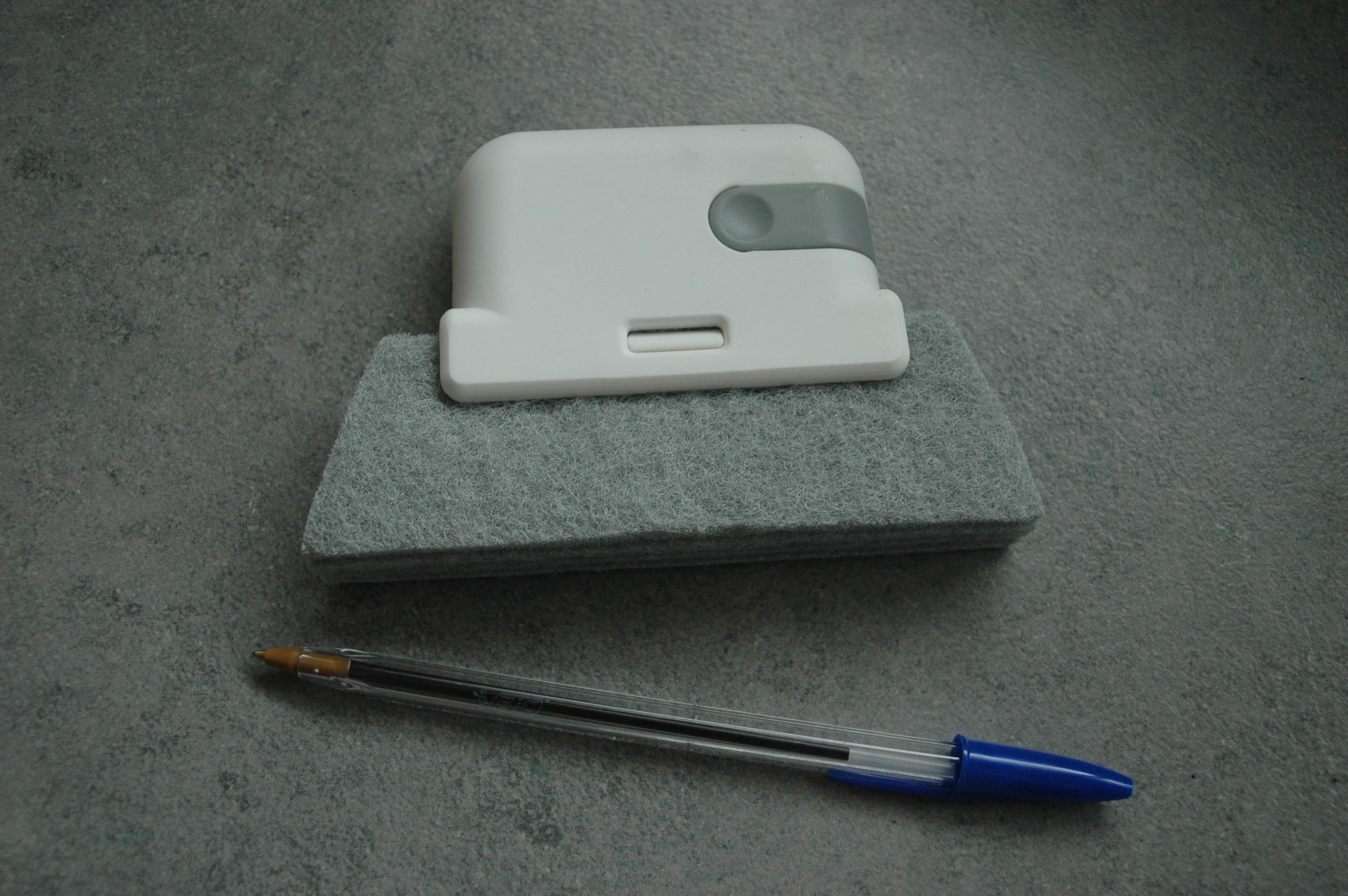 troc de troc eponge pour nettoyage rebords de fenêtres pvc image 1
